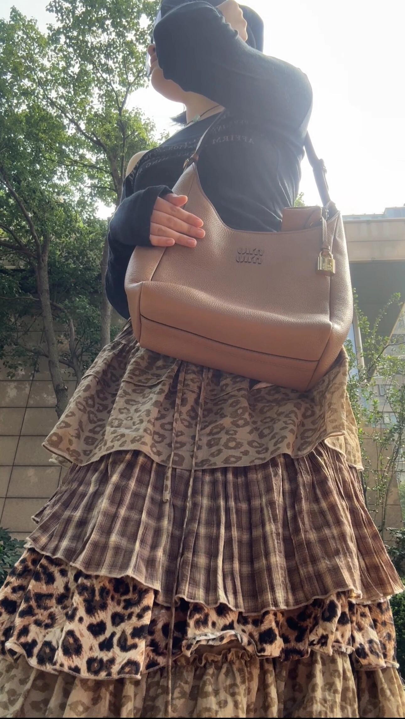 M design women handbag