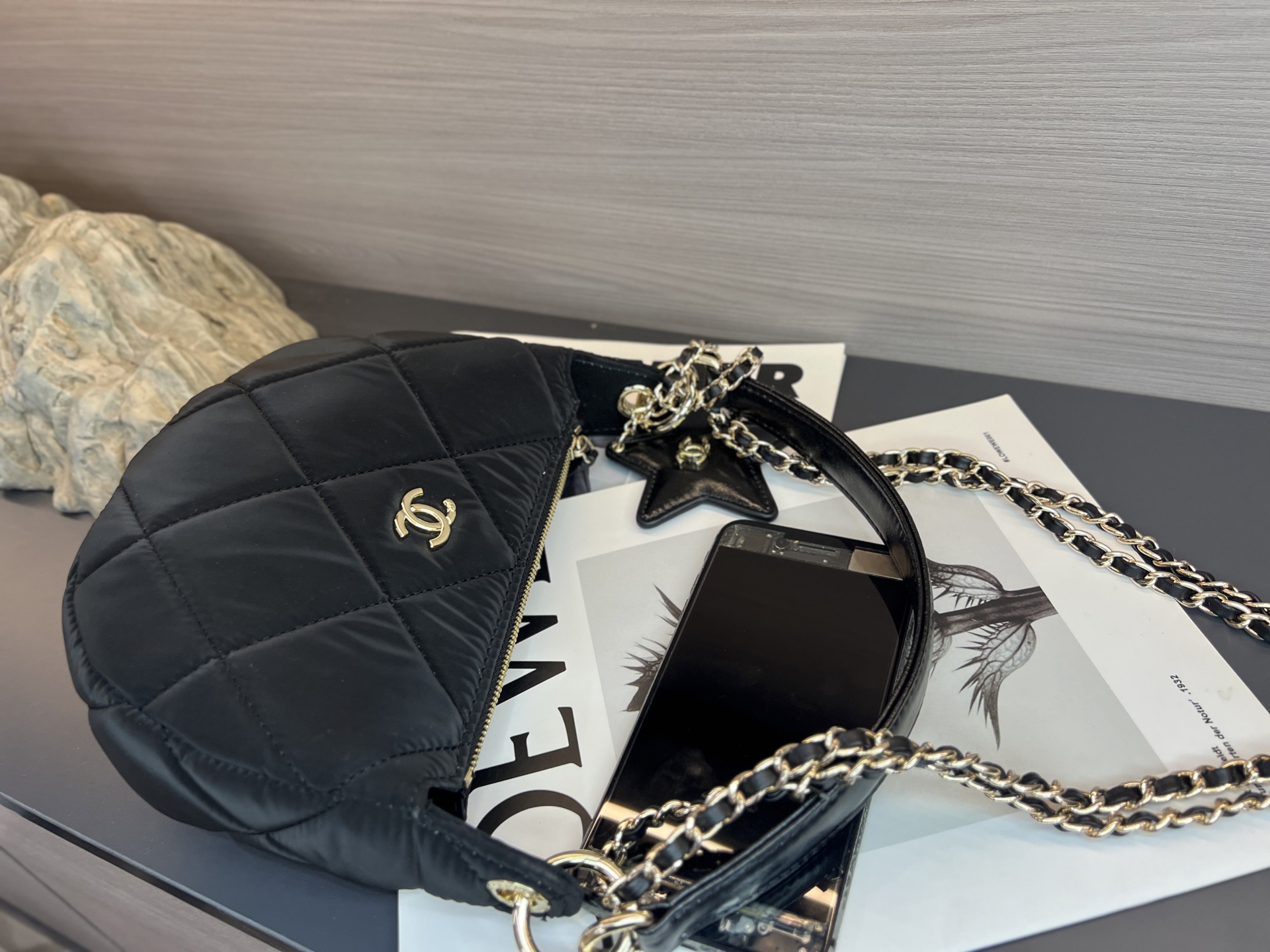 X design women handbag