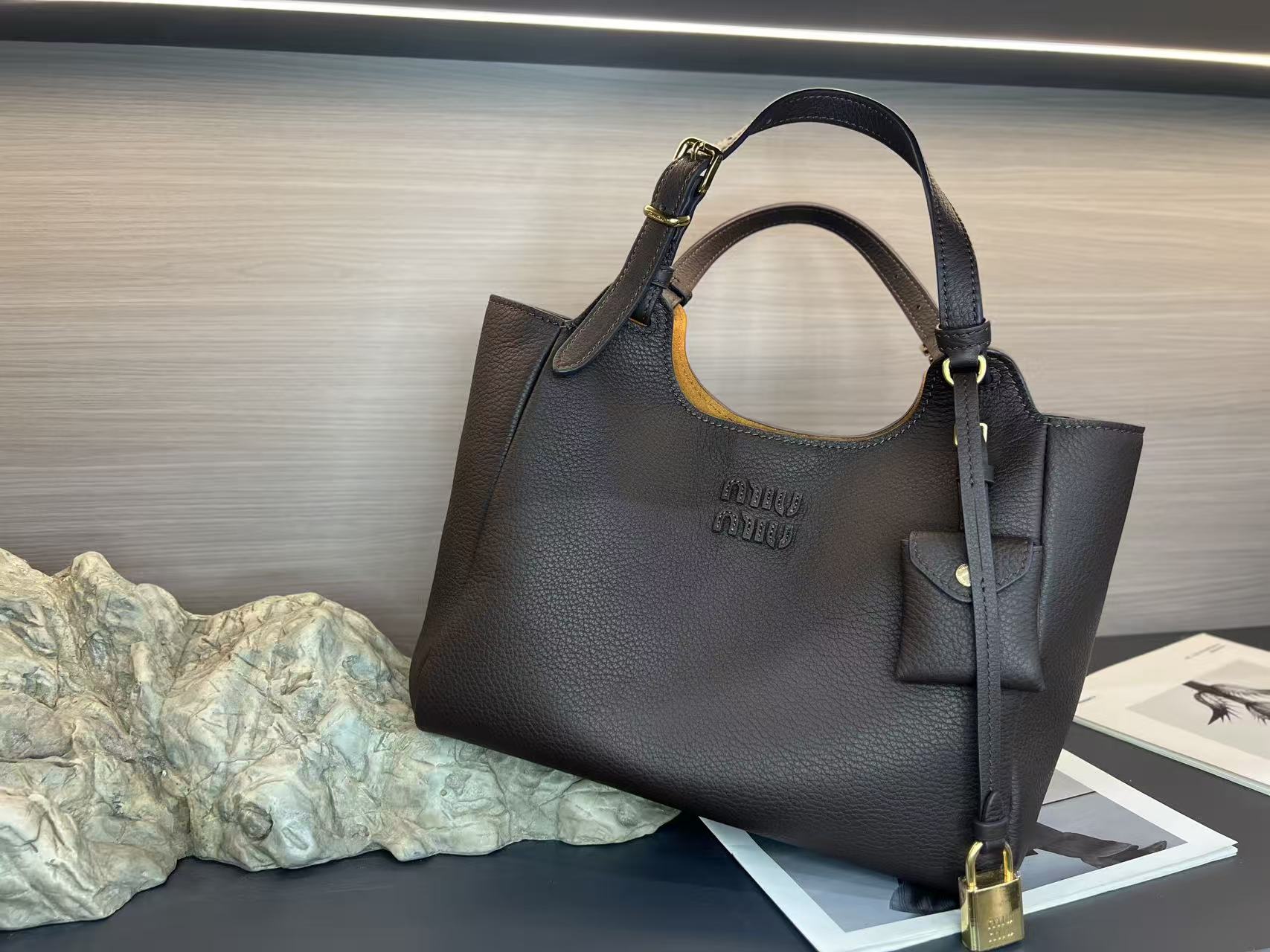 M design women handbag