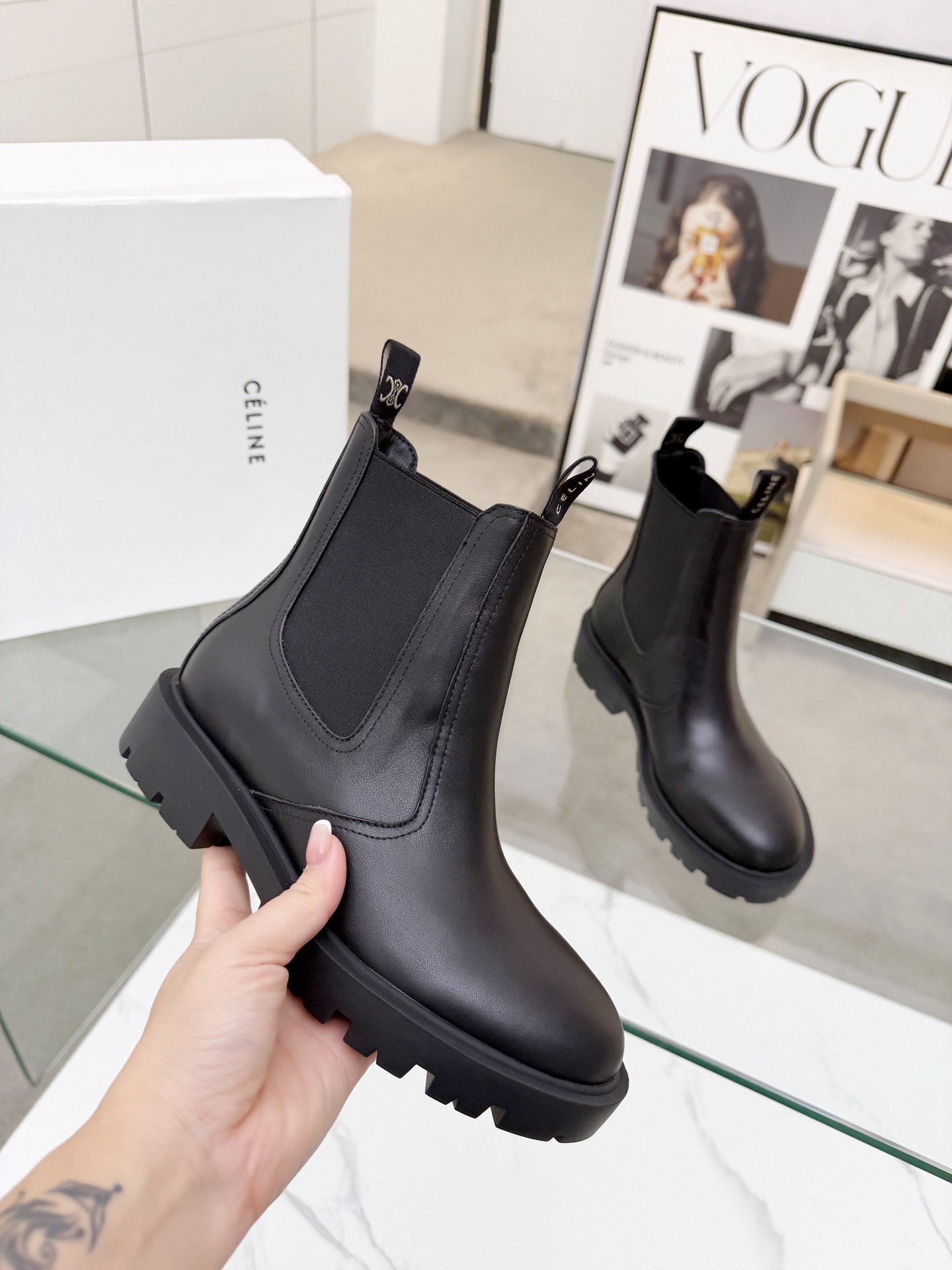 C Design 2025 Autumn/Winter New Chelsea Short Boots