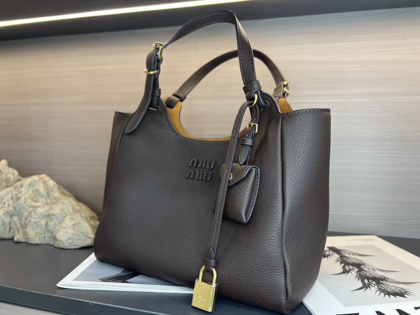 M design women handbag