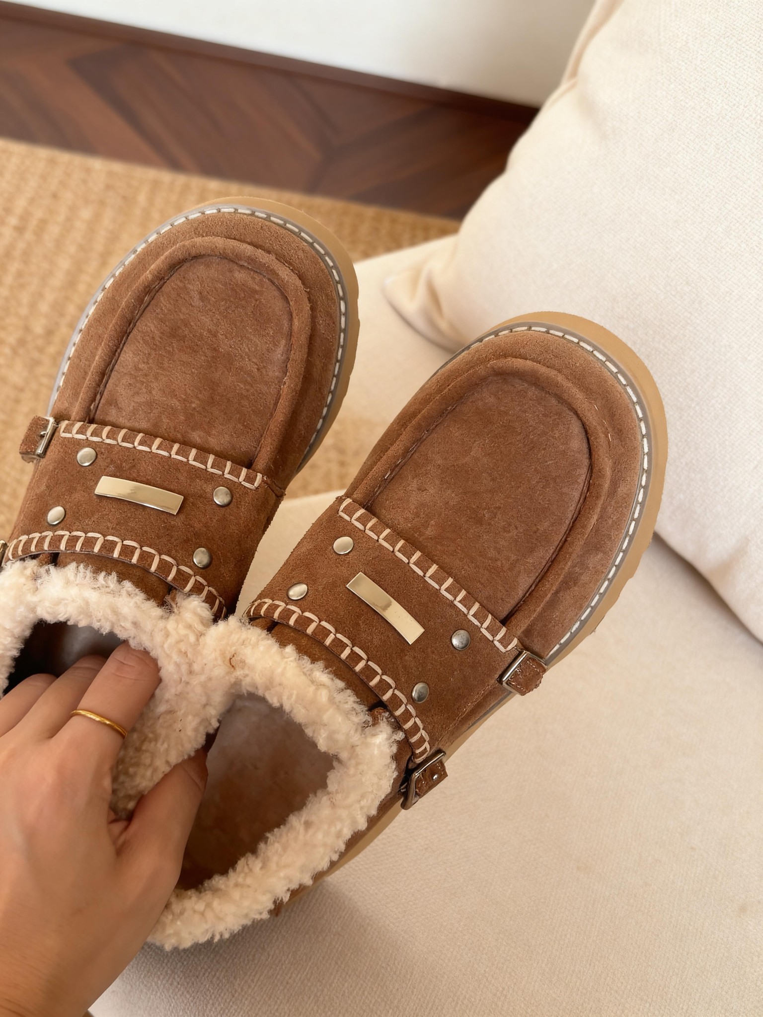 Ugg's new sponge cake thick soled casual retro snow boots