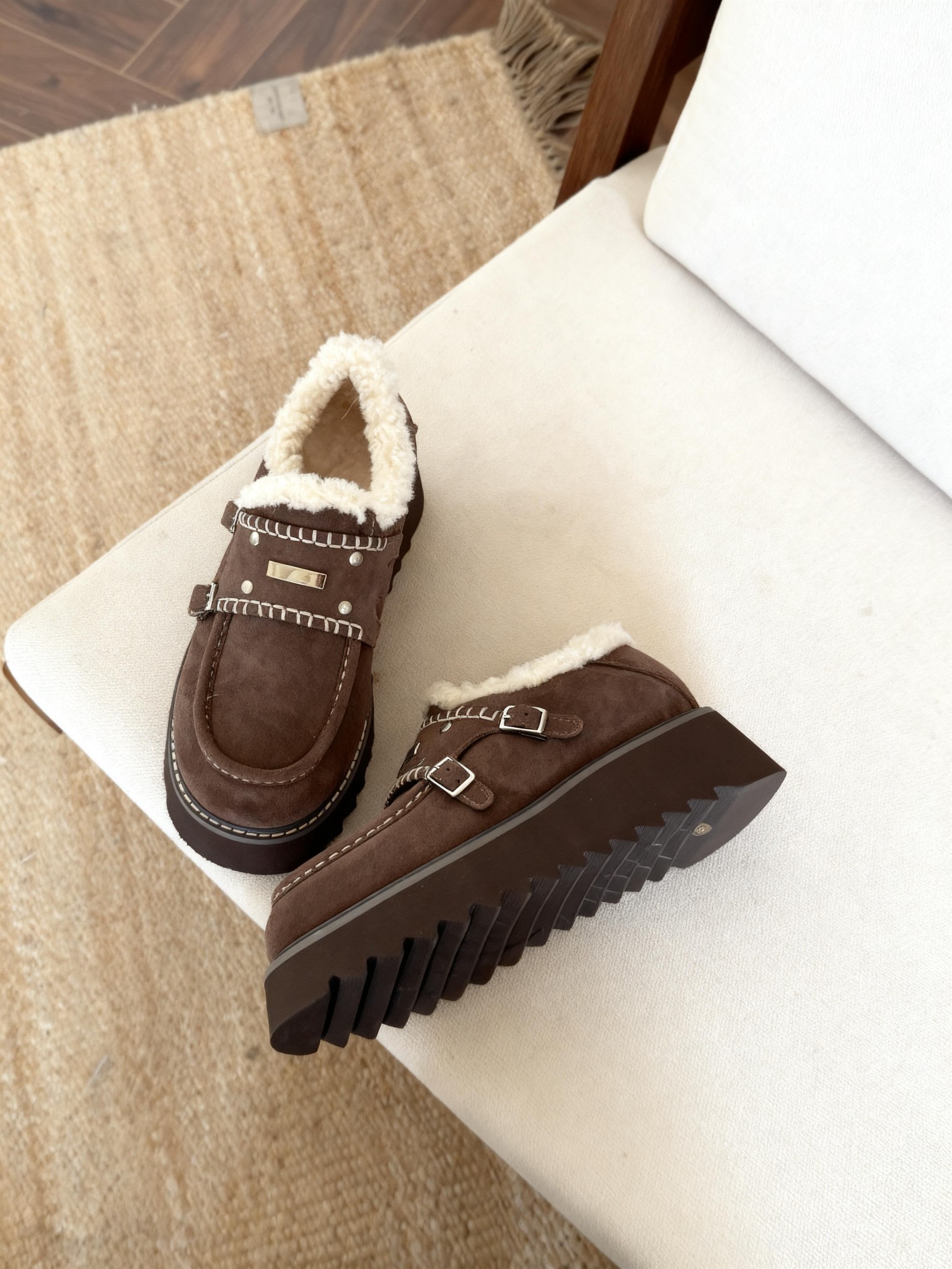 Ugg's new sponge cake thick soled casual retro snow boots