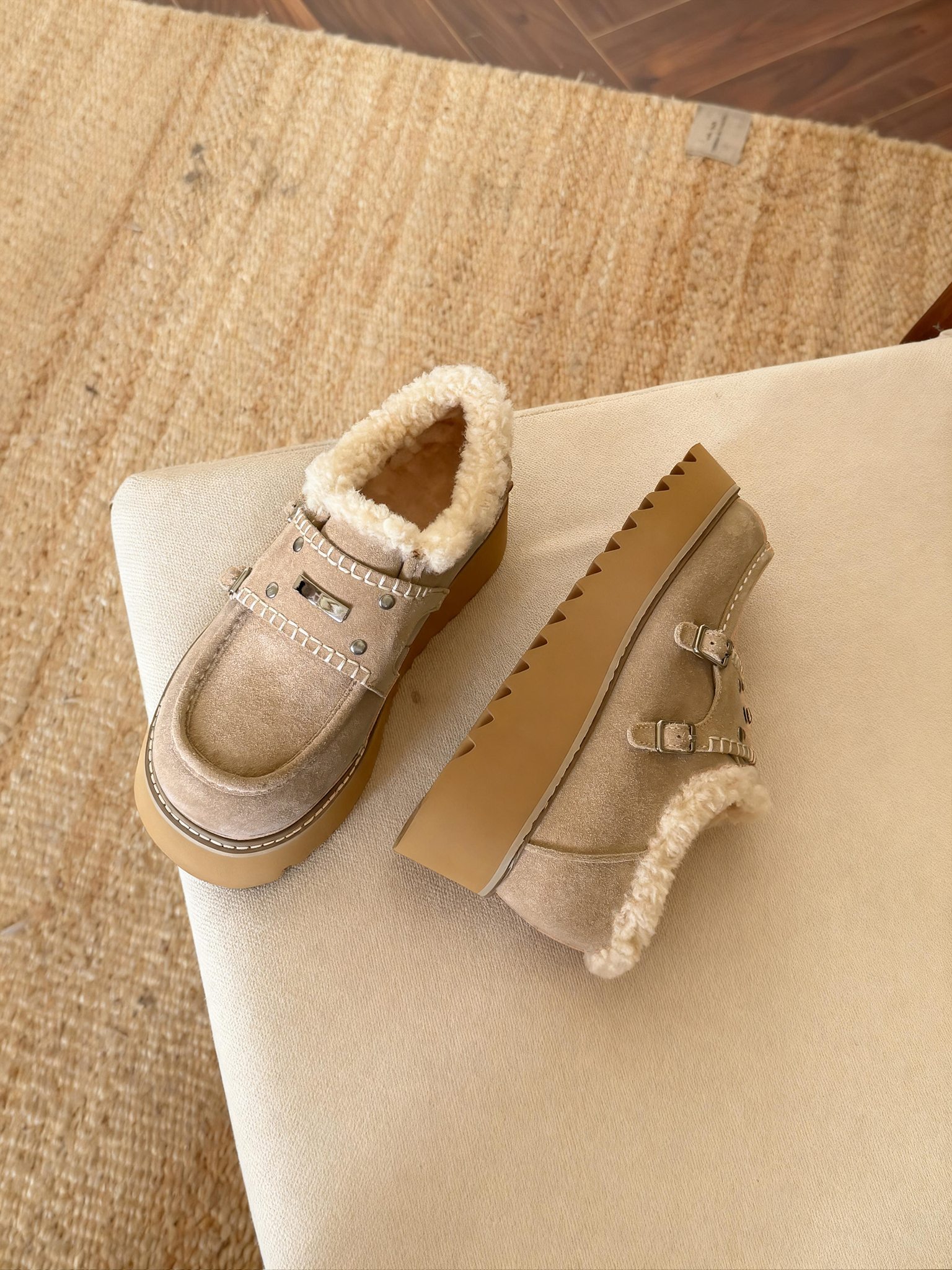 Ugg's new sponge cake thick soled casual retro snow boots