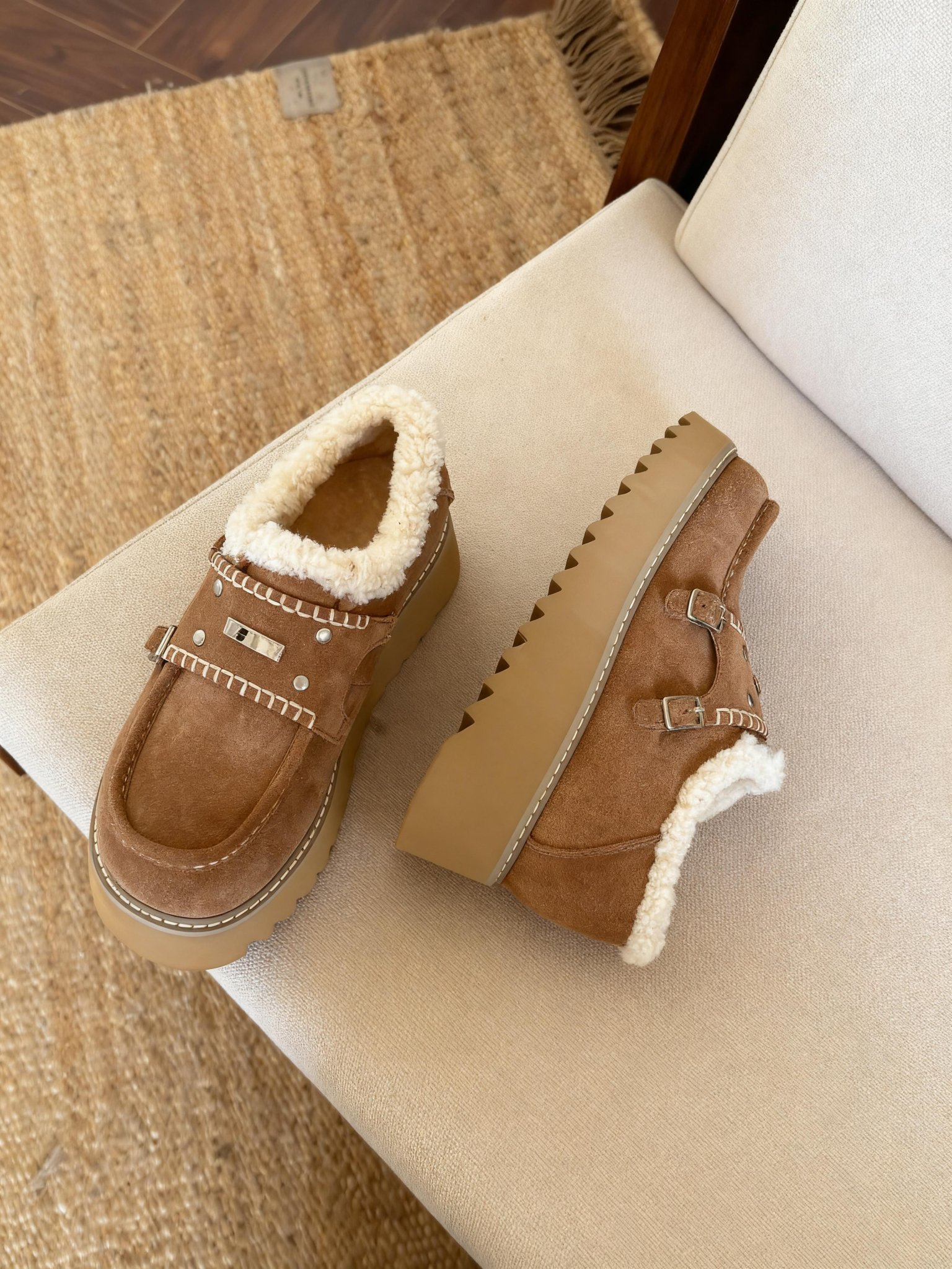 Ugg's new sponge cake thick soled casual retro snow boots