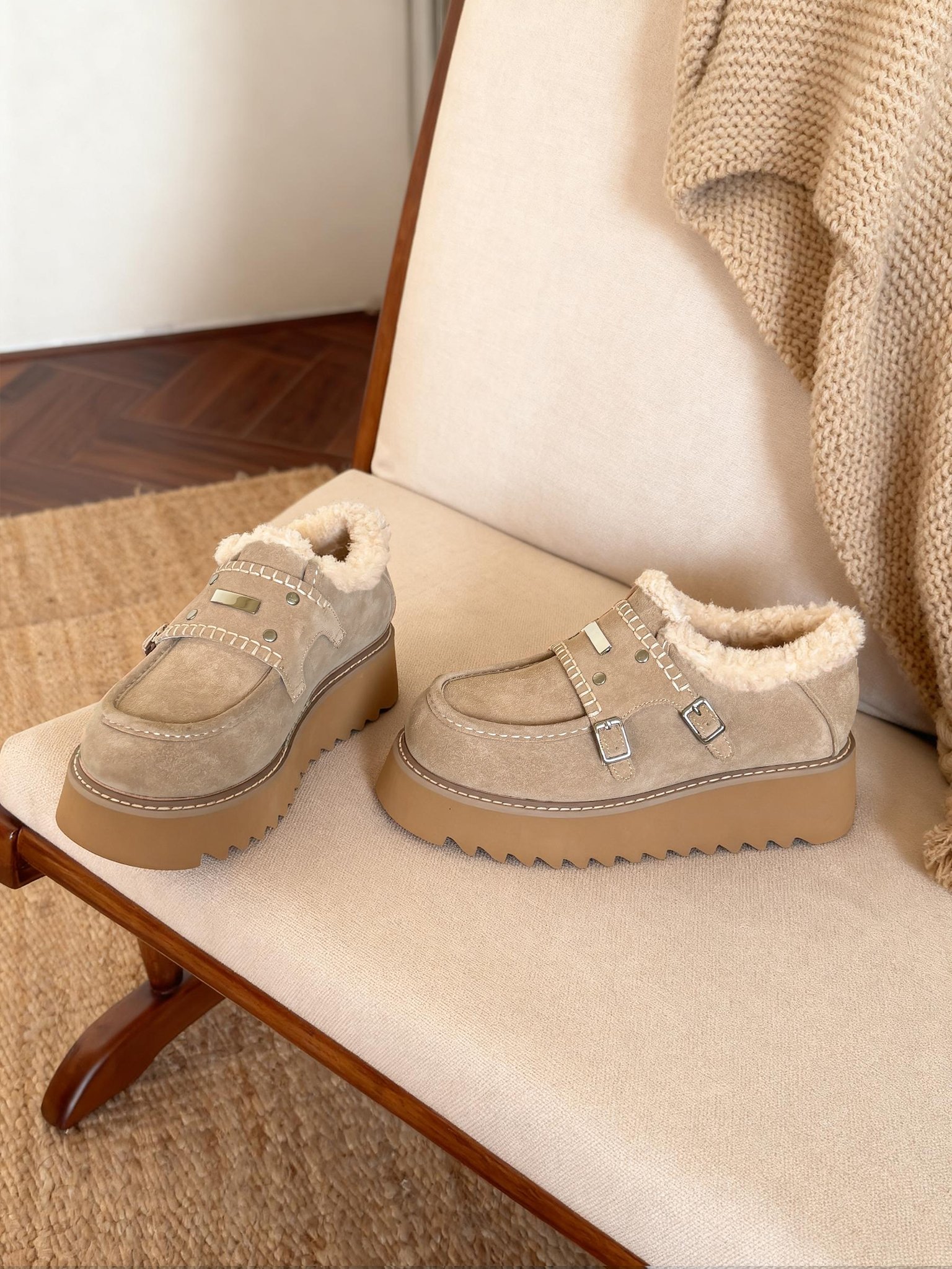Ugg's new sponge cake thick soled casual retro snow boots