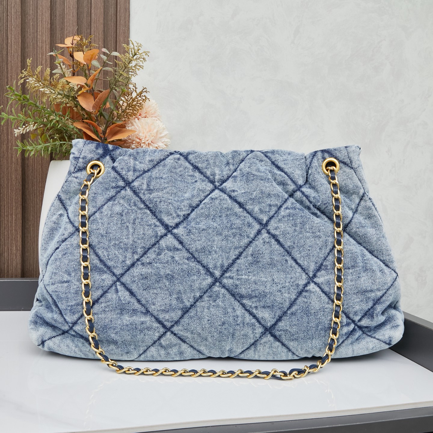 X design women handbag