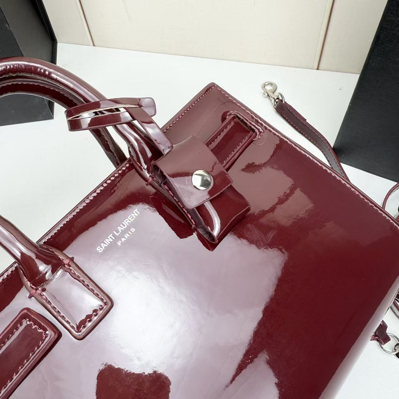 Y design women handbag