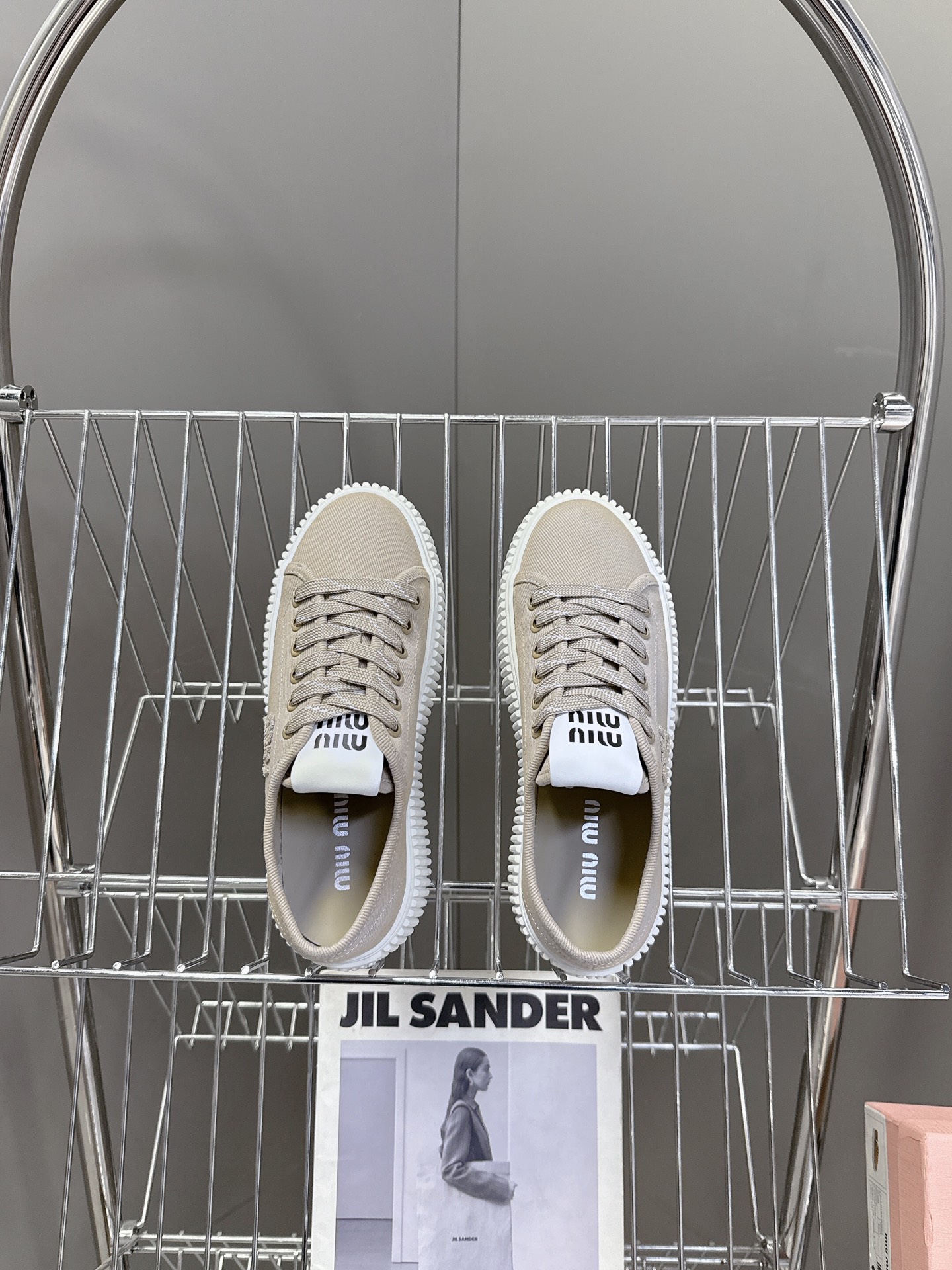 Ch design Brown Sneakers Flat shoes