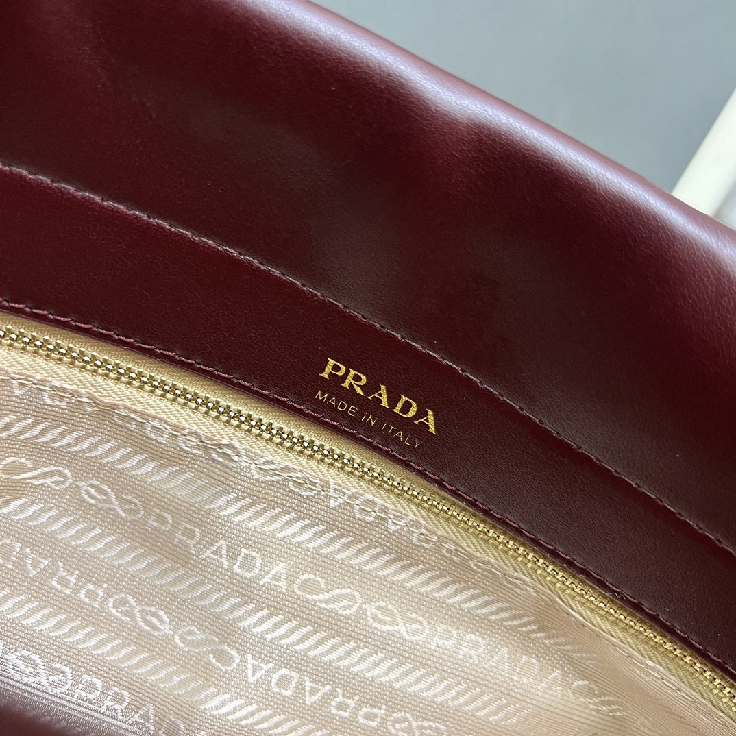 P design women handbag