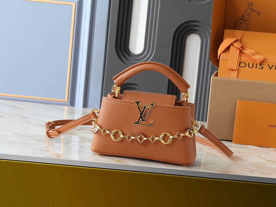 L design Capucines Handbag high quality