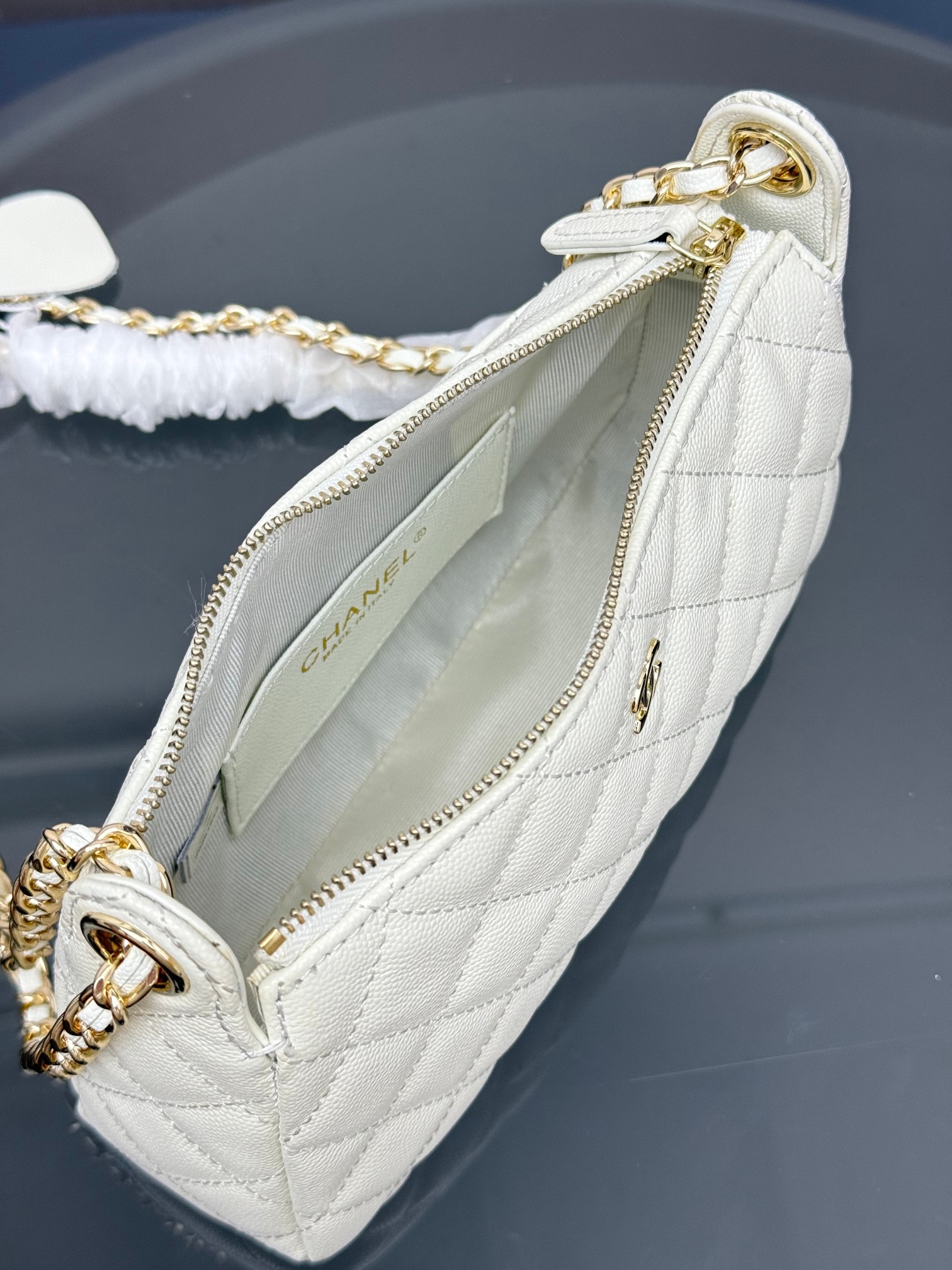 X design women handbag