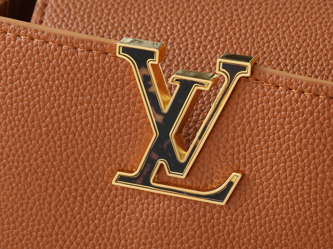 L design Capucines Handbag high quality