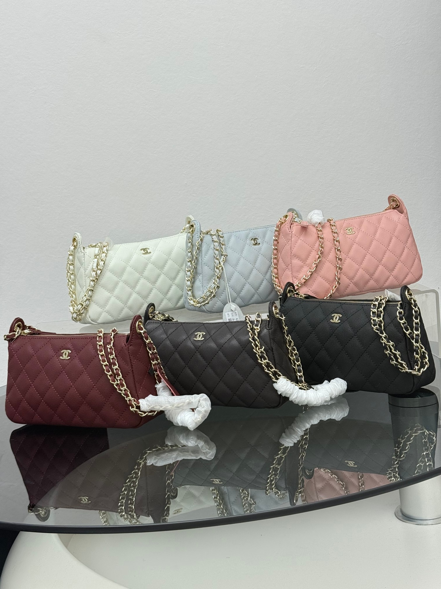 X design women handbag