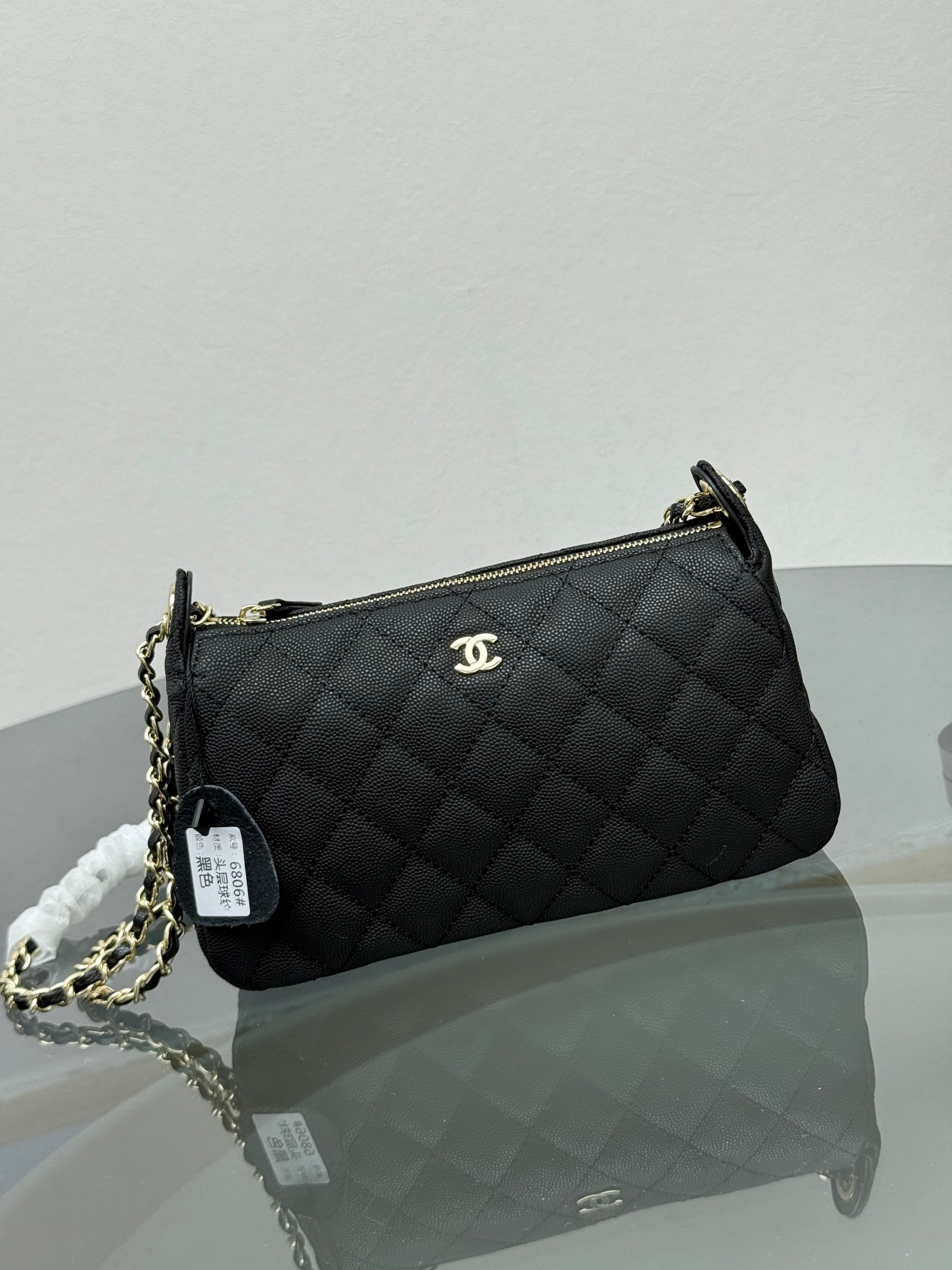 X design women handbag