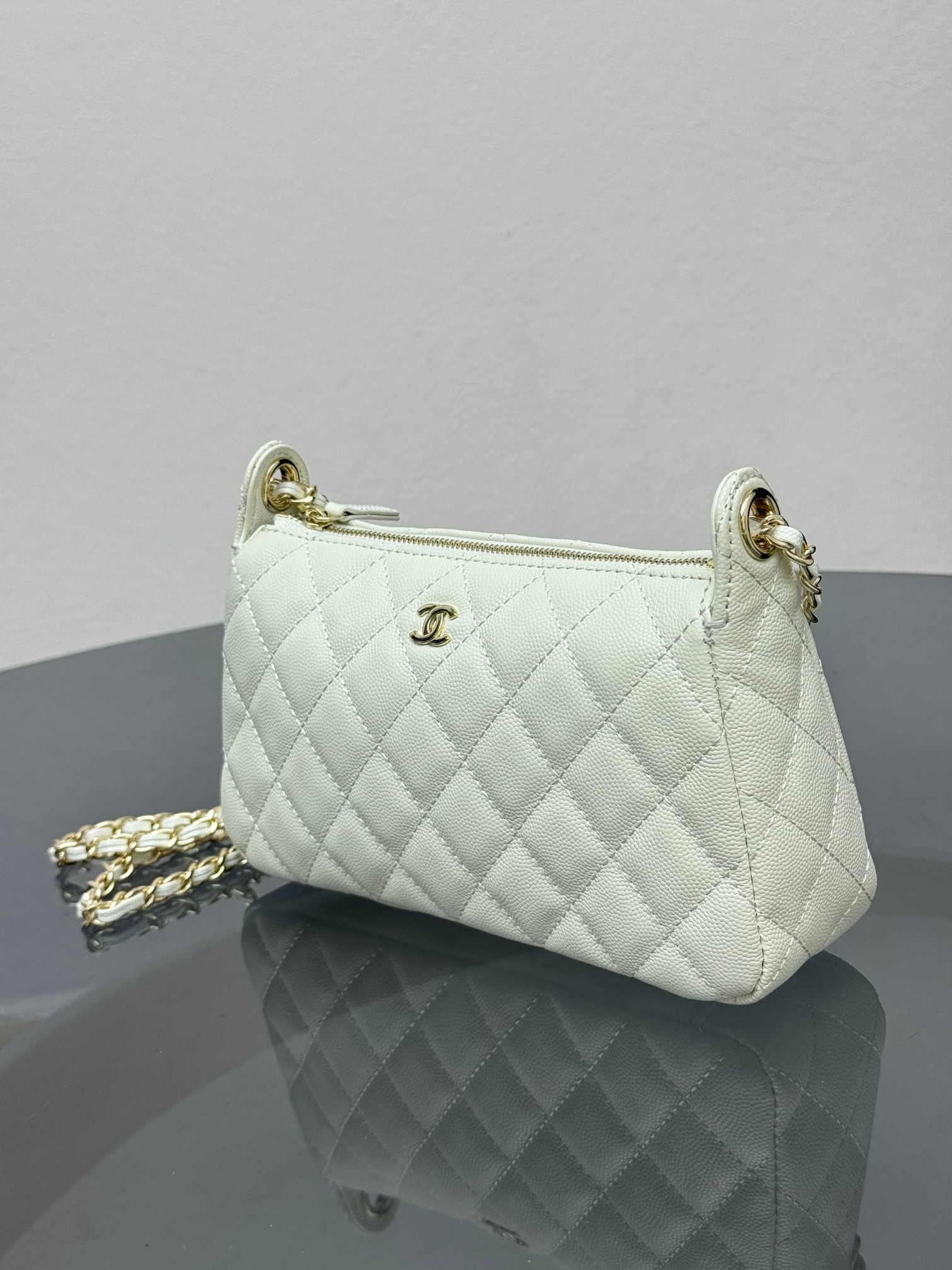 X design women handbag