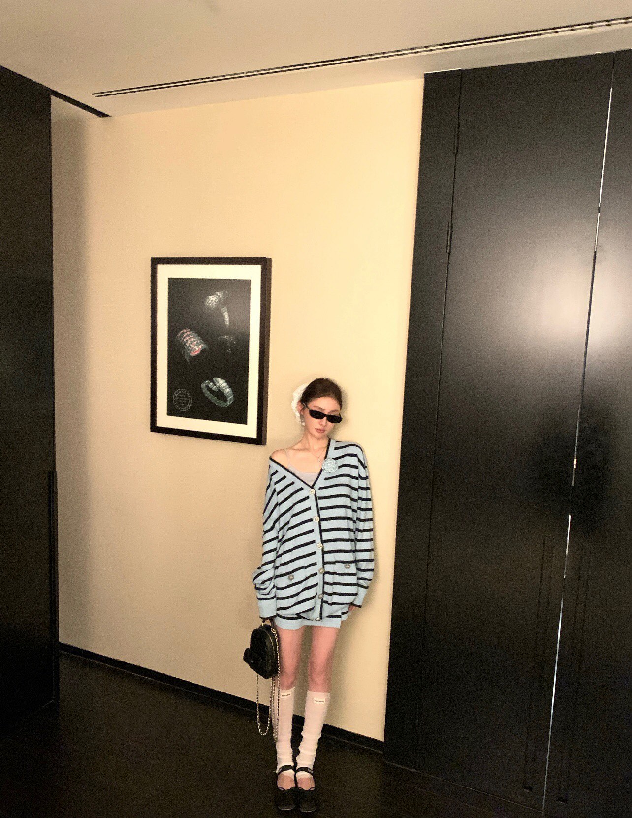 C V-neck long-sleeved striped knit cardigan