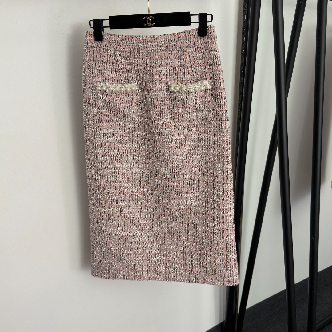 C 2 SET Round neck long sleeved tweed jacket+high waisted hip hugging skirt