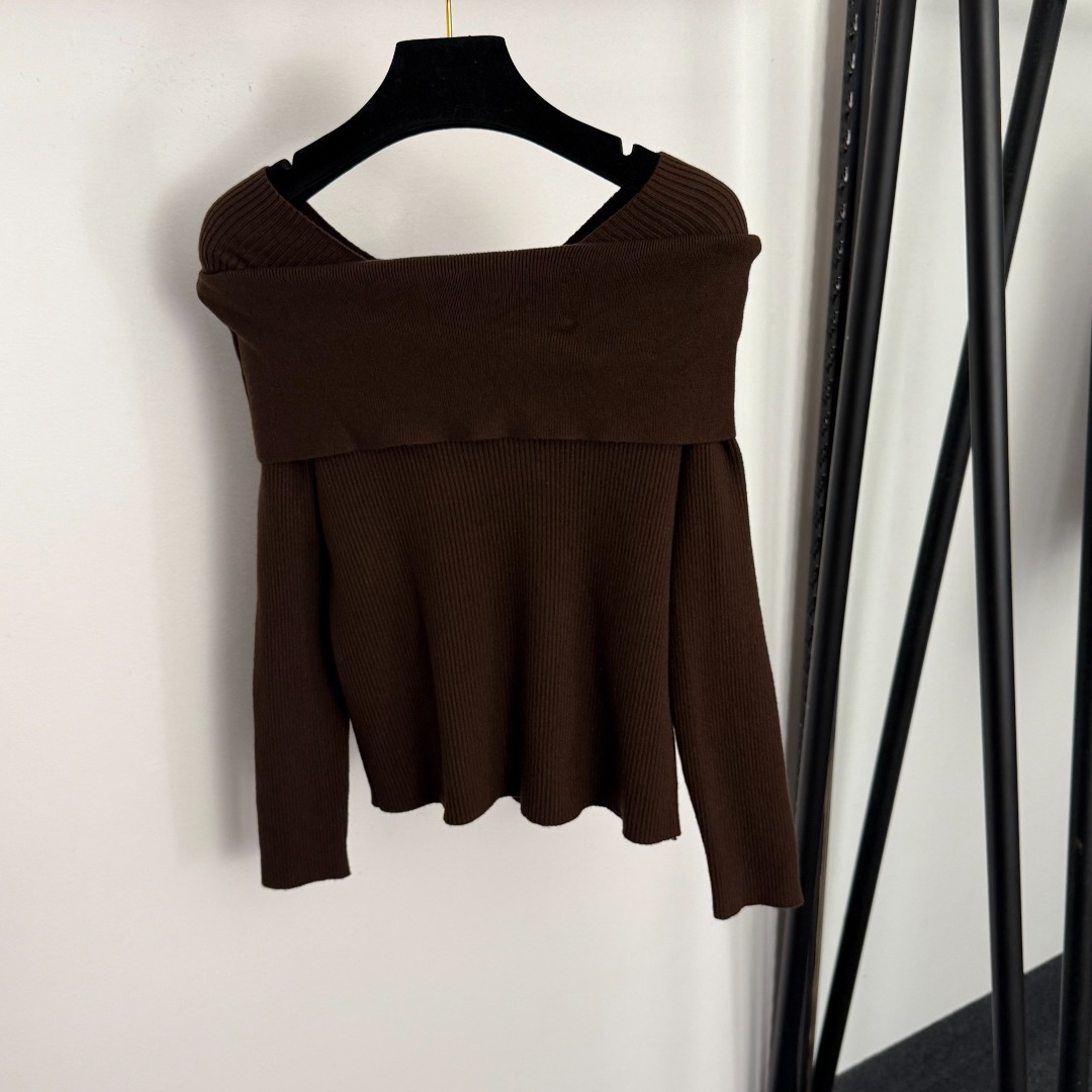 S One collar long sleeved knitted sweater top