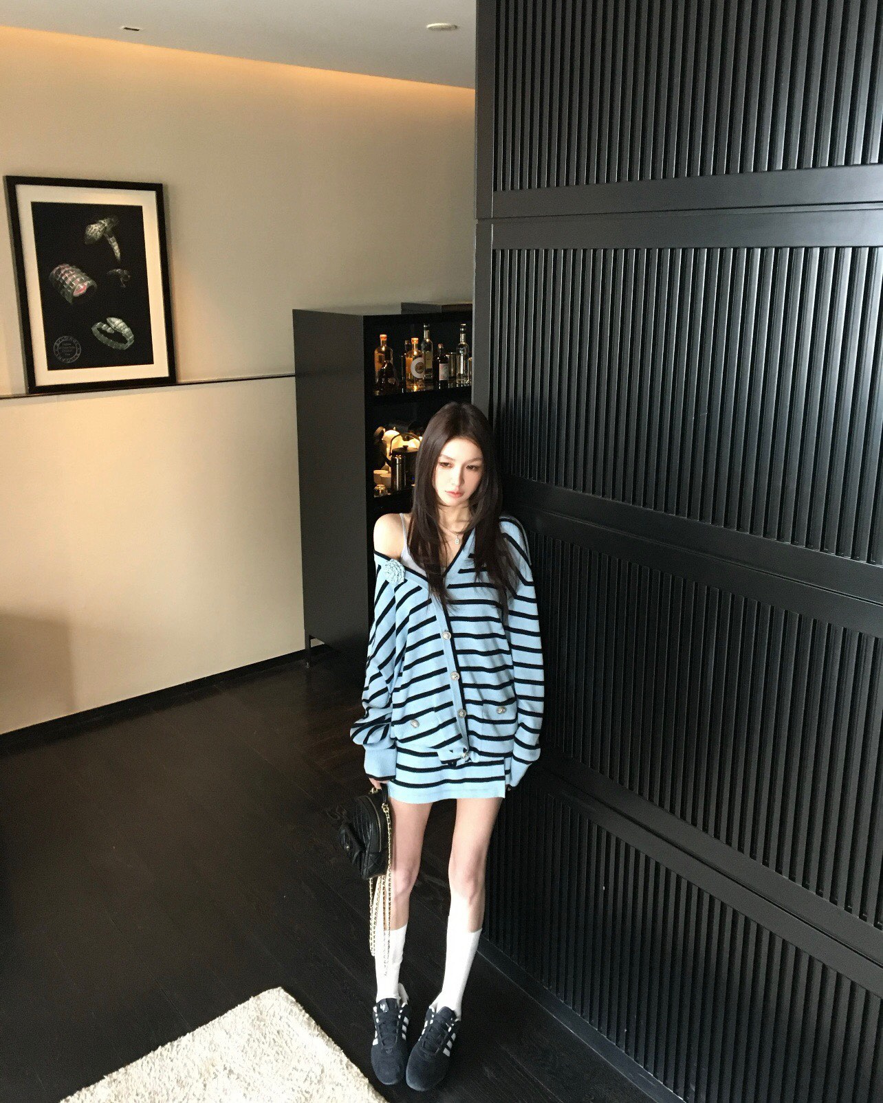 C V-neck long-sleeved striped knit cardigan
