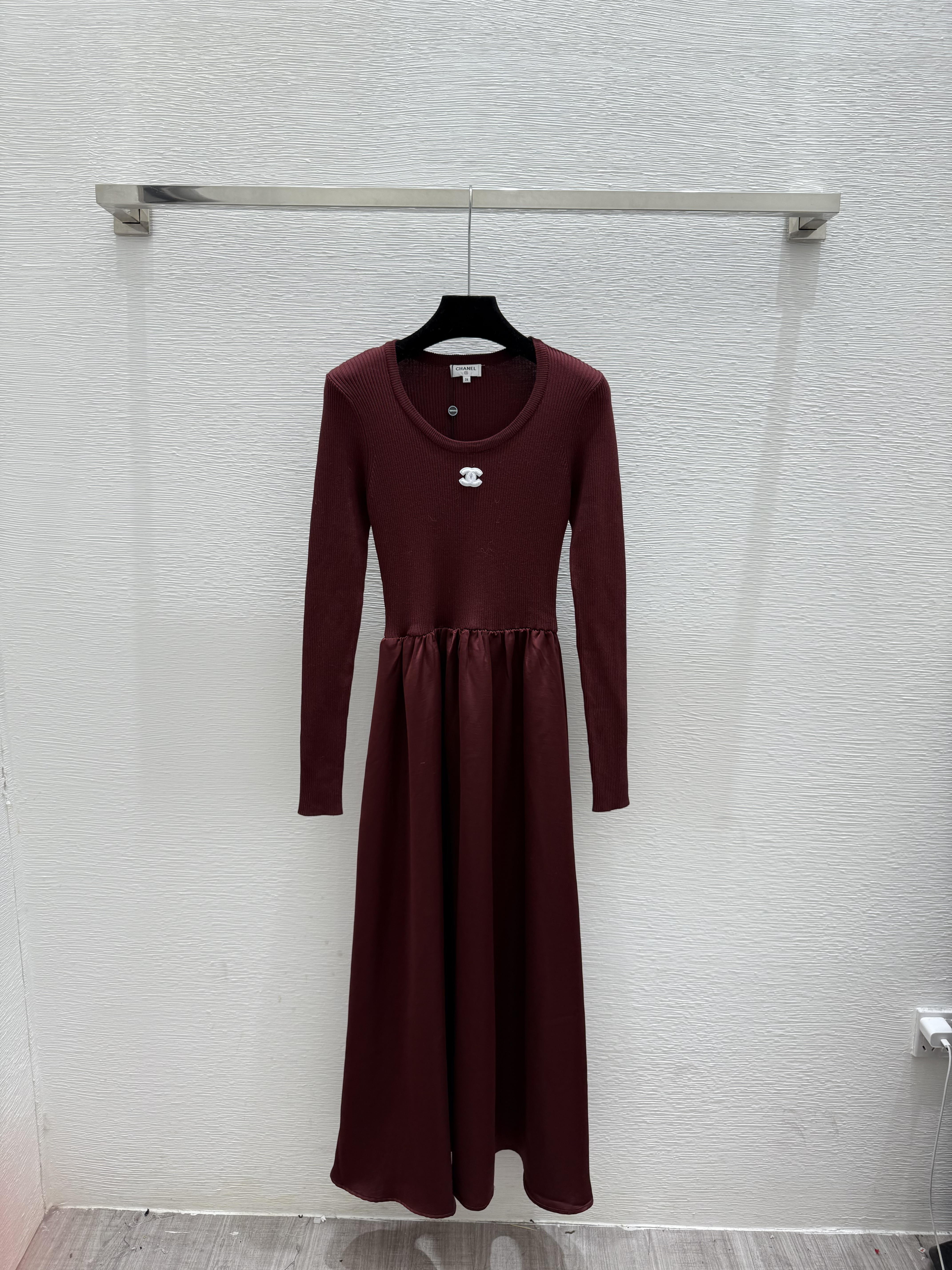 C Fashion High end Long sleeved Dress