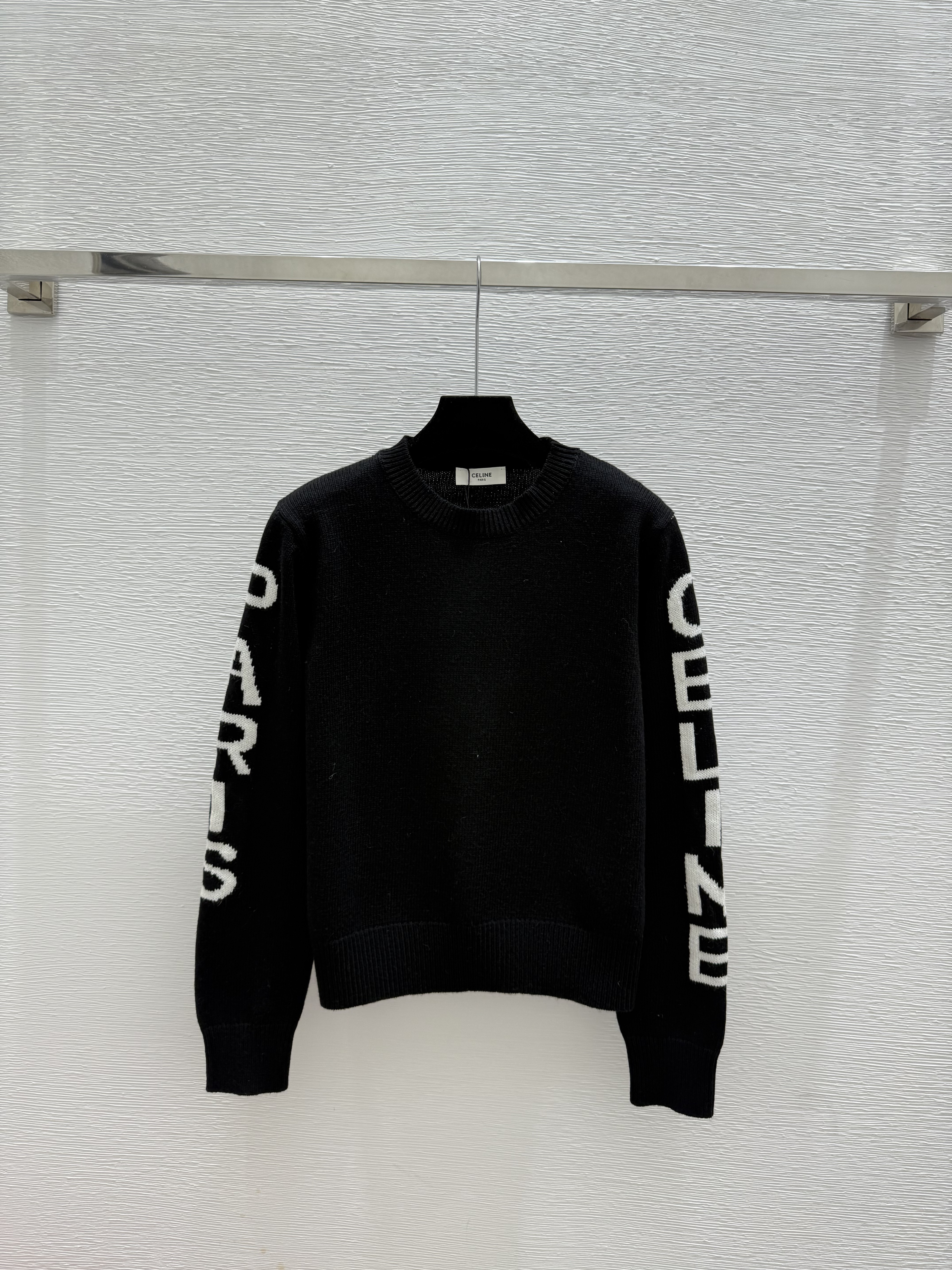 CE fashion high-end women's round neck long sleeved wool sweater