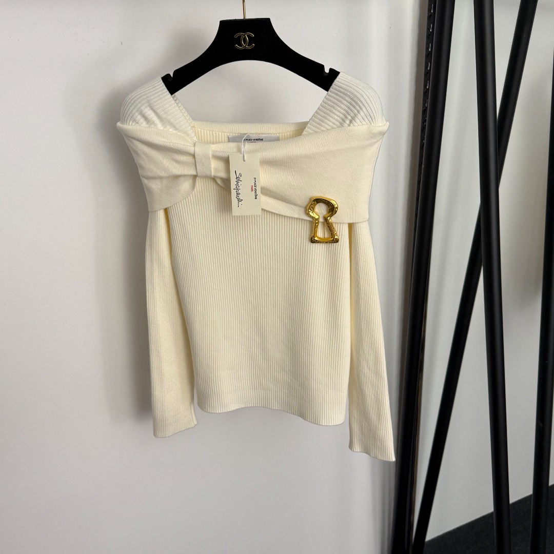 S One collar long sleeved knitted sweater top