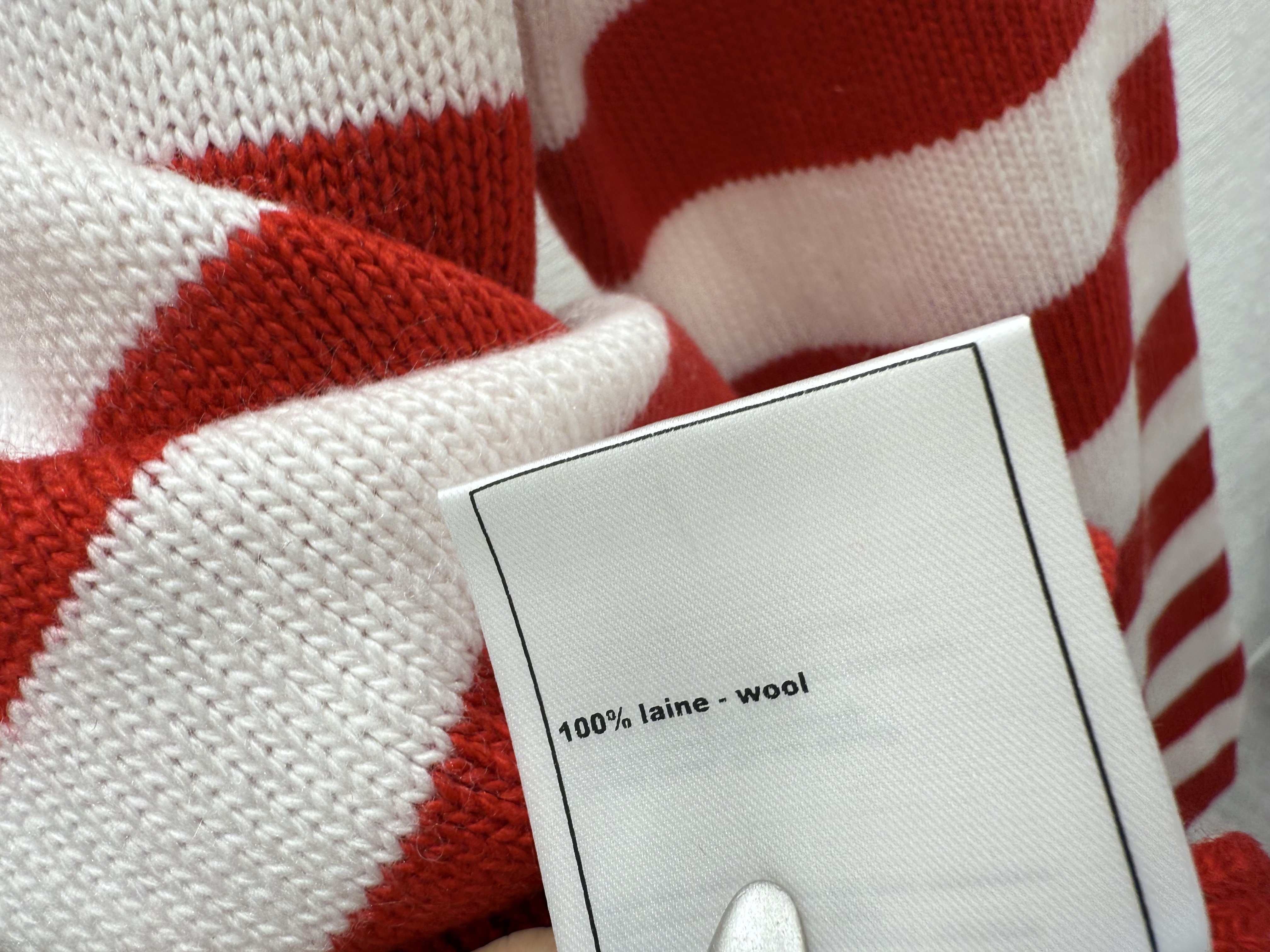 DI fashion high-end women's striped round neck long sleeved wool sweater