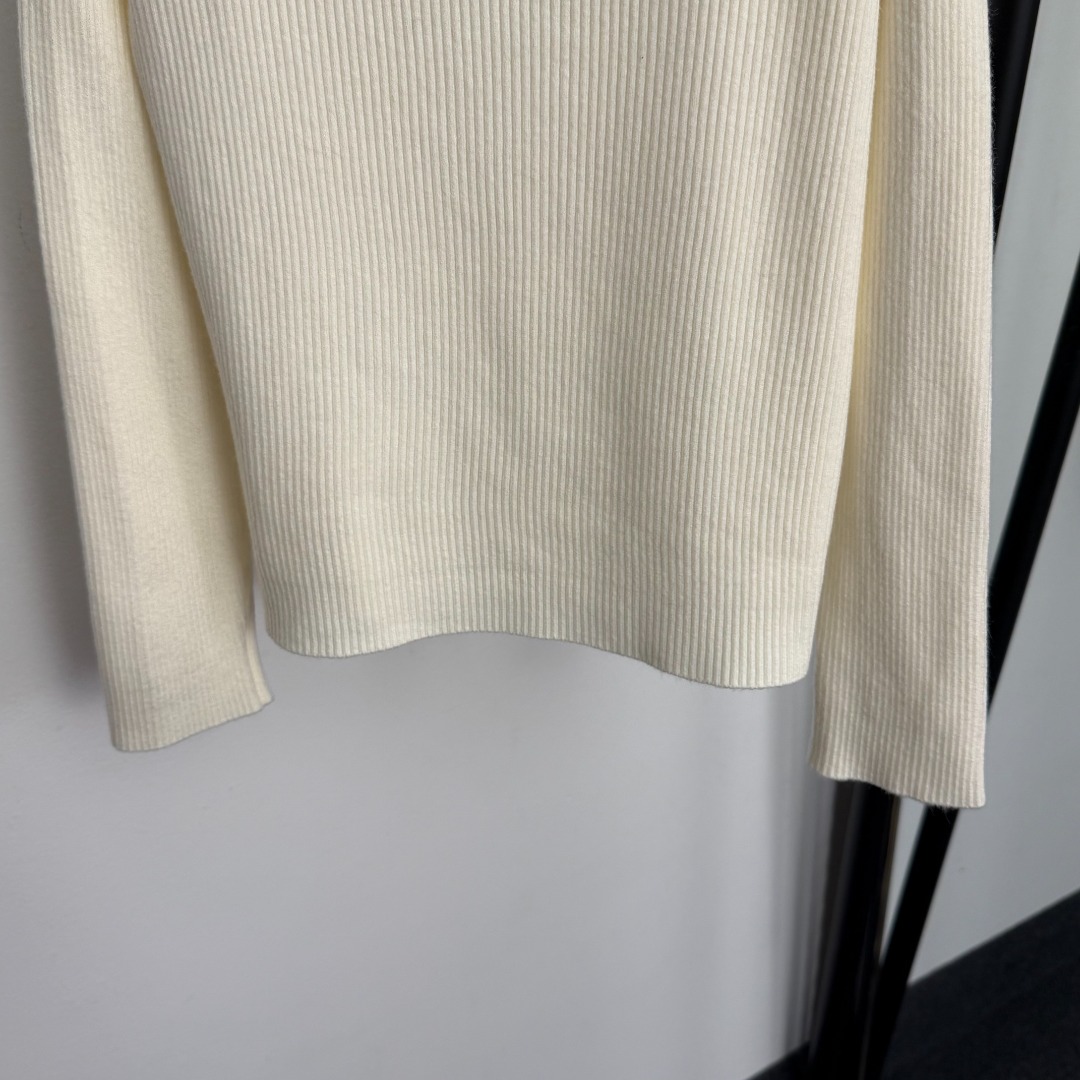 S One collar long sleeved knitted sweater top