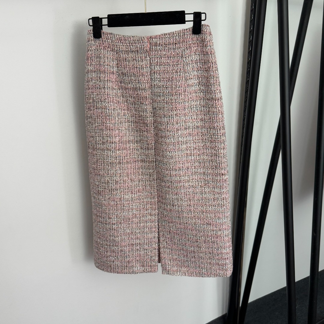 C 2 SET Round neck long sleeved tweed jacket+high waisted hip hugging skirt