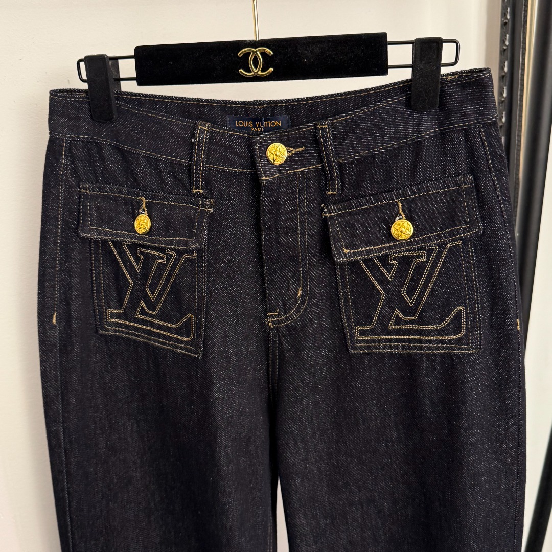 L High waisted slimming denim pants