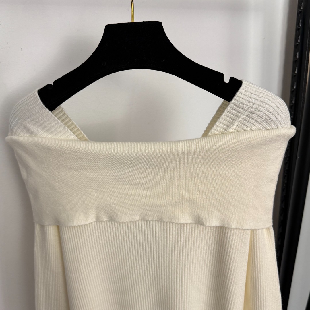 S One collar long sleeved knitted sweater top