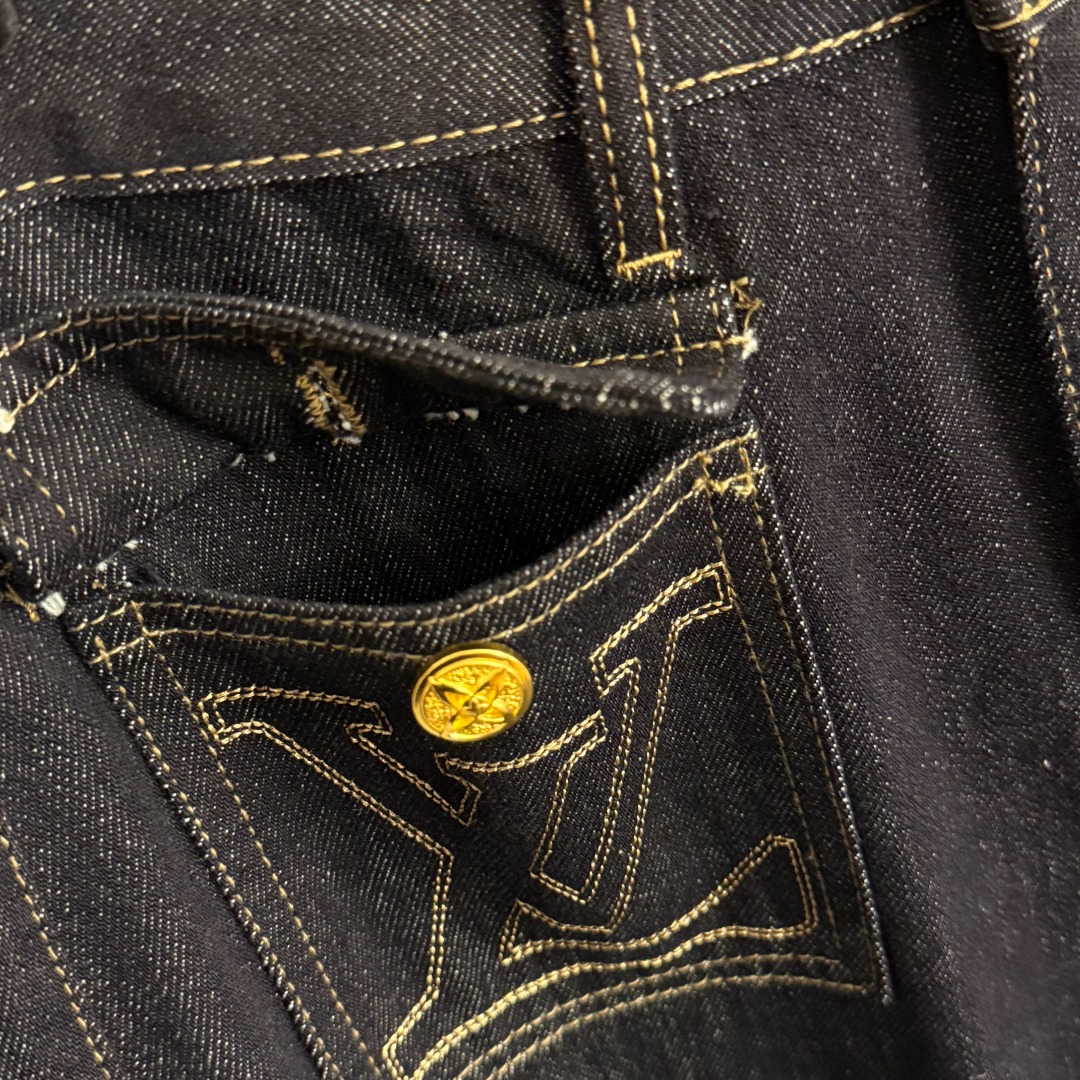 L High waisted slimming denim pants