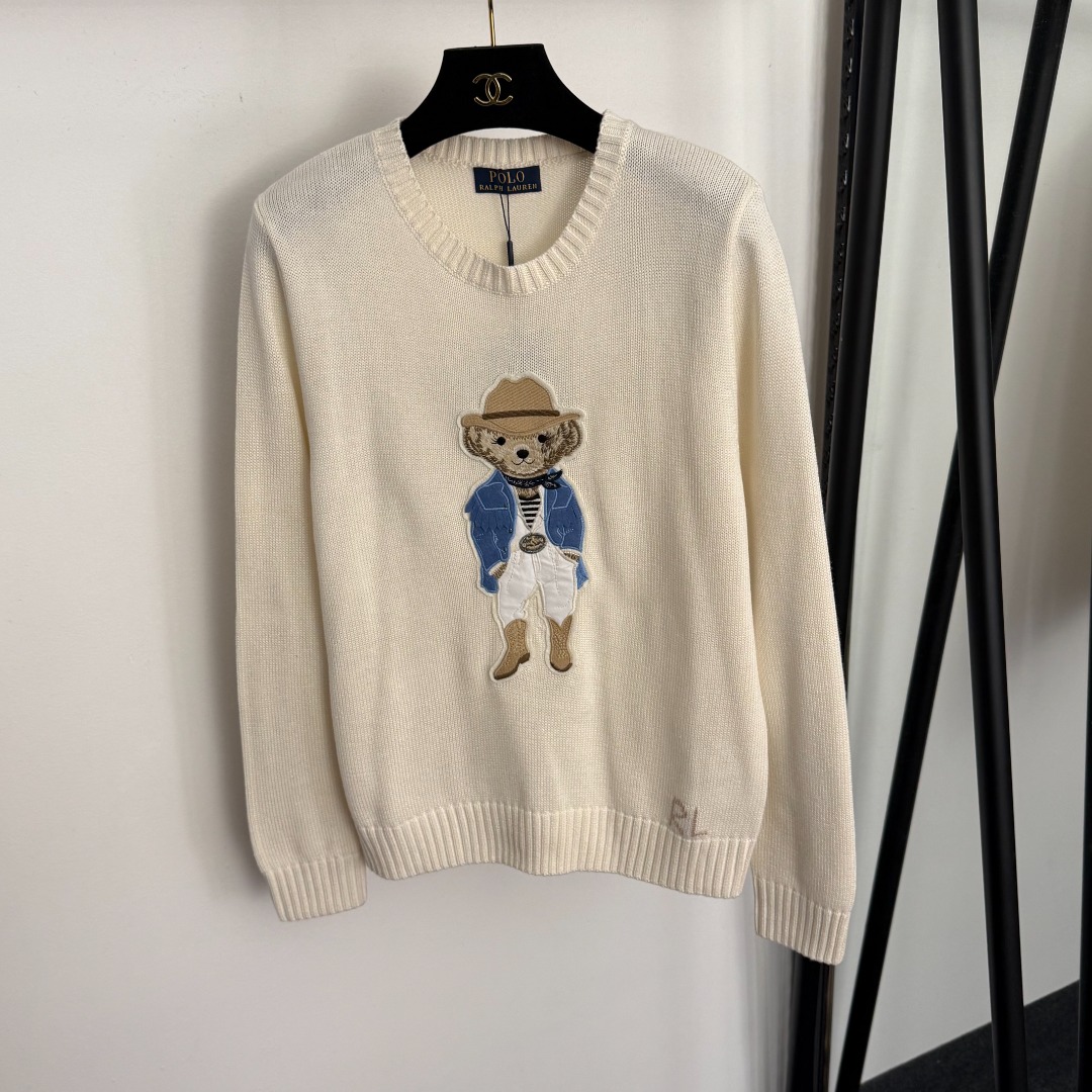 R Embroidered long sleeved wool knitted sweater
