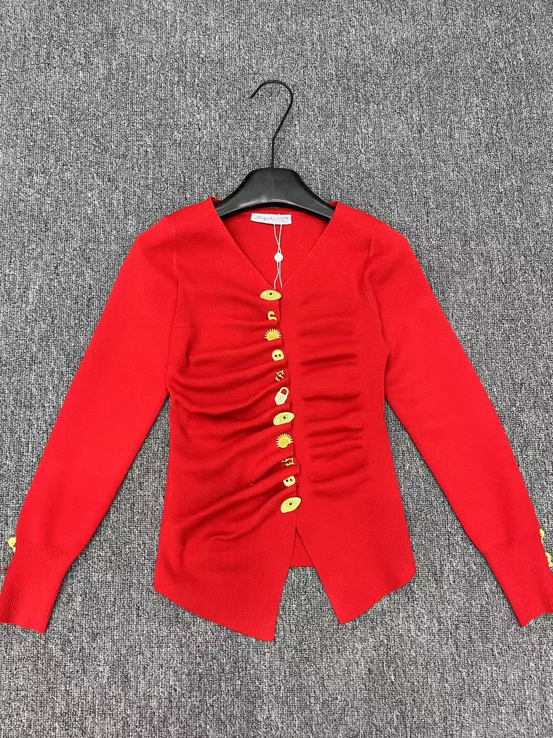 S fashion women's metal button V-neck long sleeved slim fit cardigan top