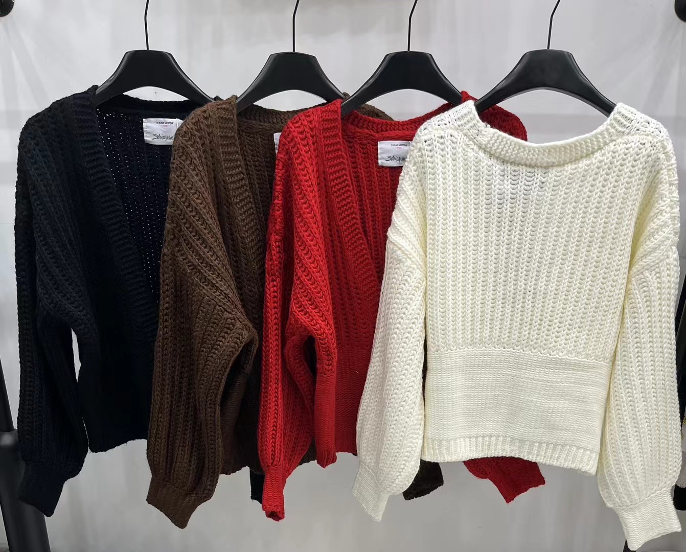 S fashion women's hollowed out V-neck long sleeved cardigan jacket