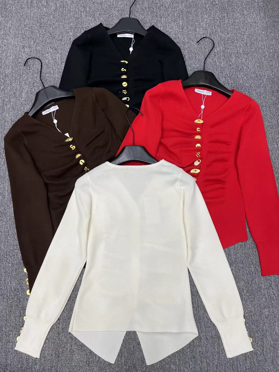 S fashion women's metal button V-neck long sleeved slim fit cardigan top