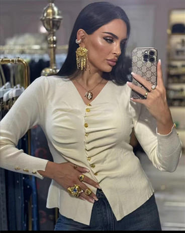 S fashion women's metal button V-neck long sleeved slim fit cardigan top