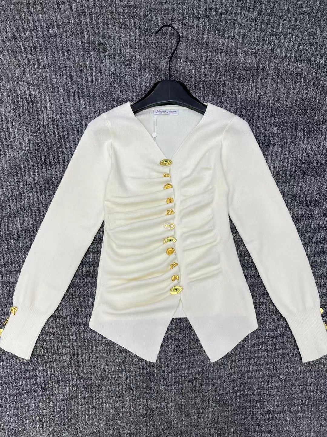 S fashion women's metal button V-neck long sleeved slim fit cardigan top