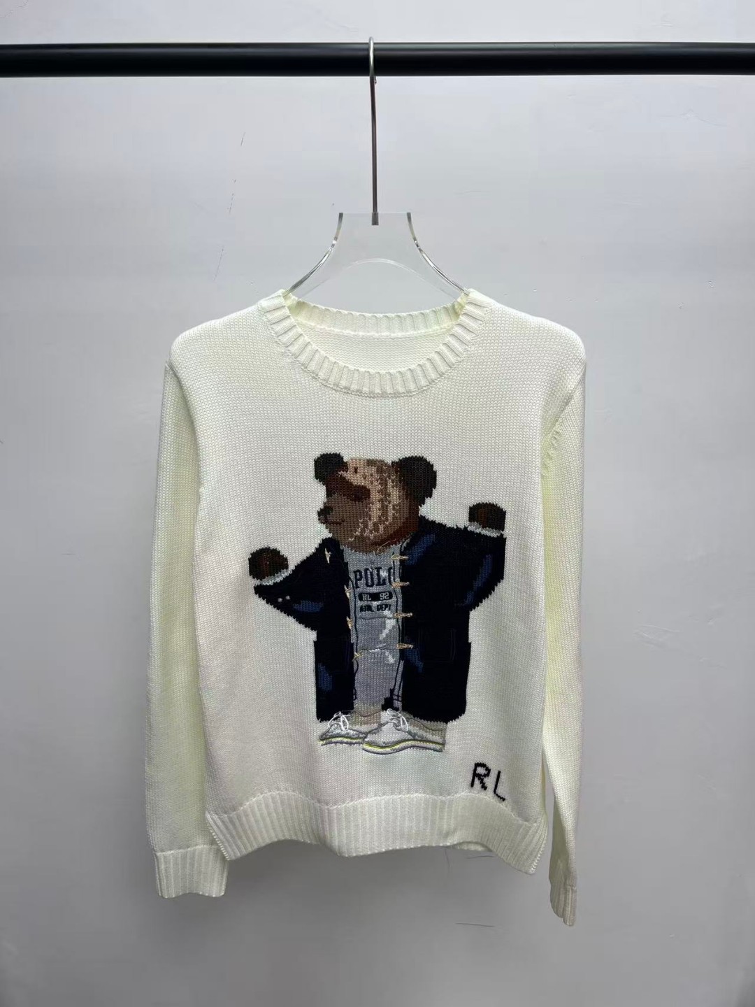 R Fashion Leisure Bear Series Hot Products