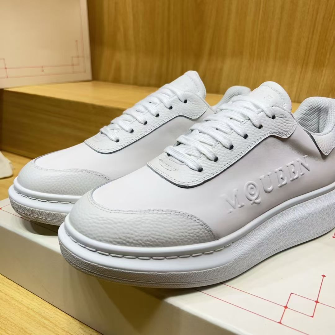 A Casual sports white sneakers