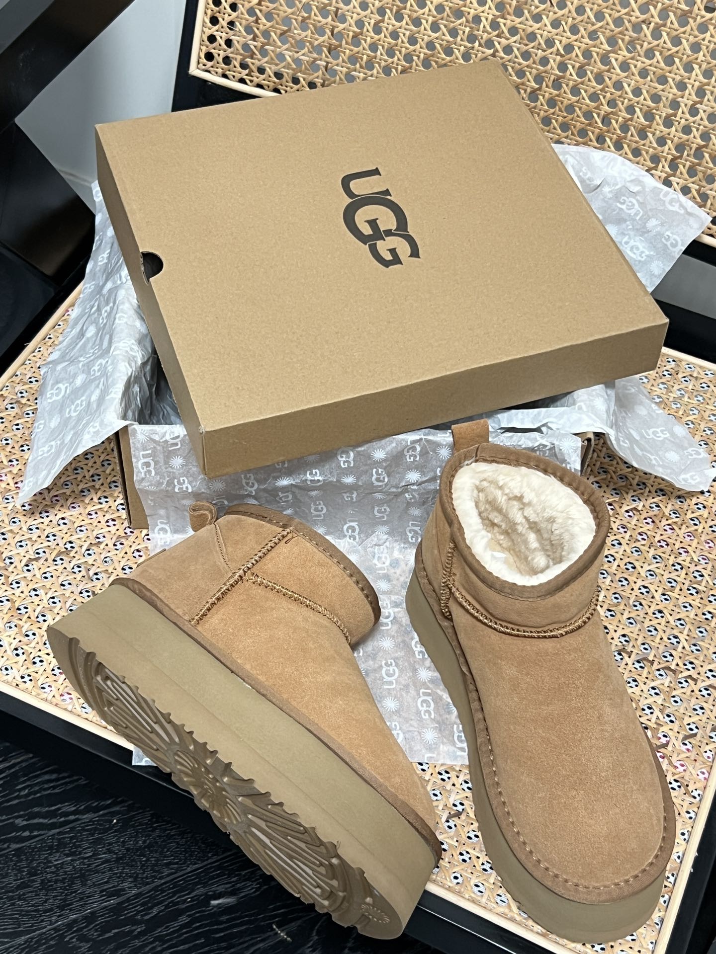 UG* Design Snow Boots 5cm bottom