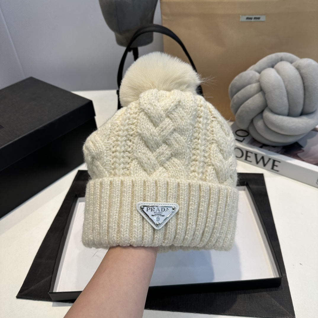 P design new woolen hat