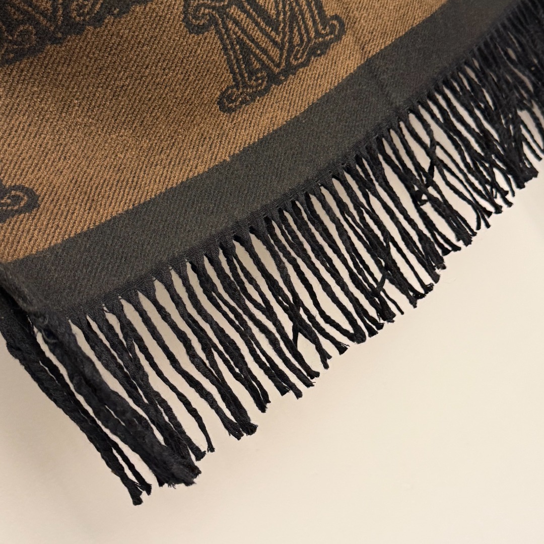 M Knit cardigan, shawl