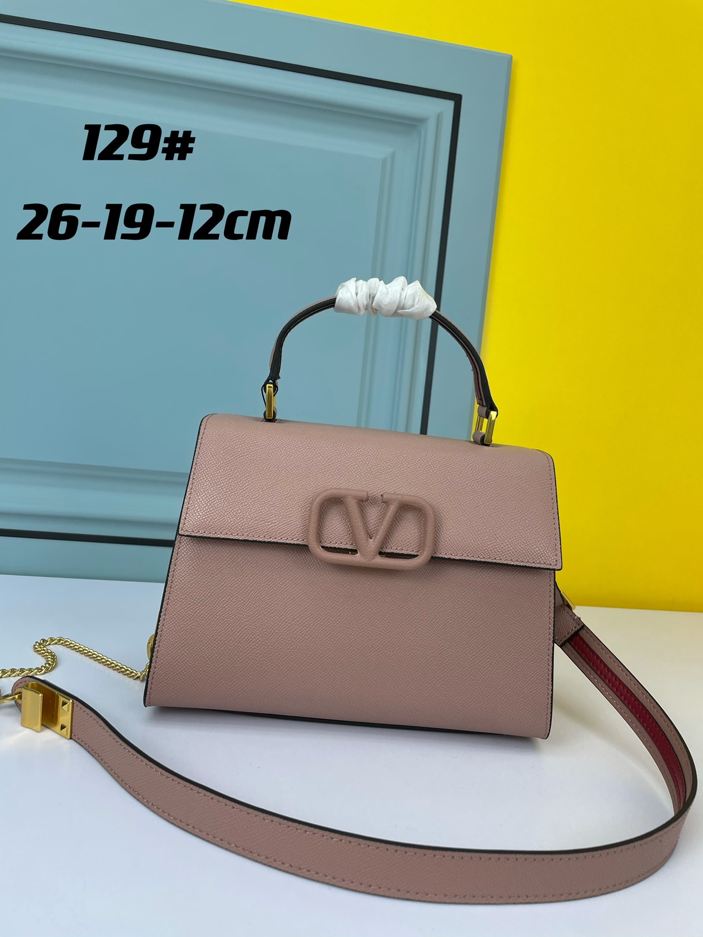 V design women handbag