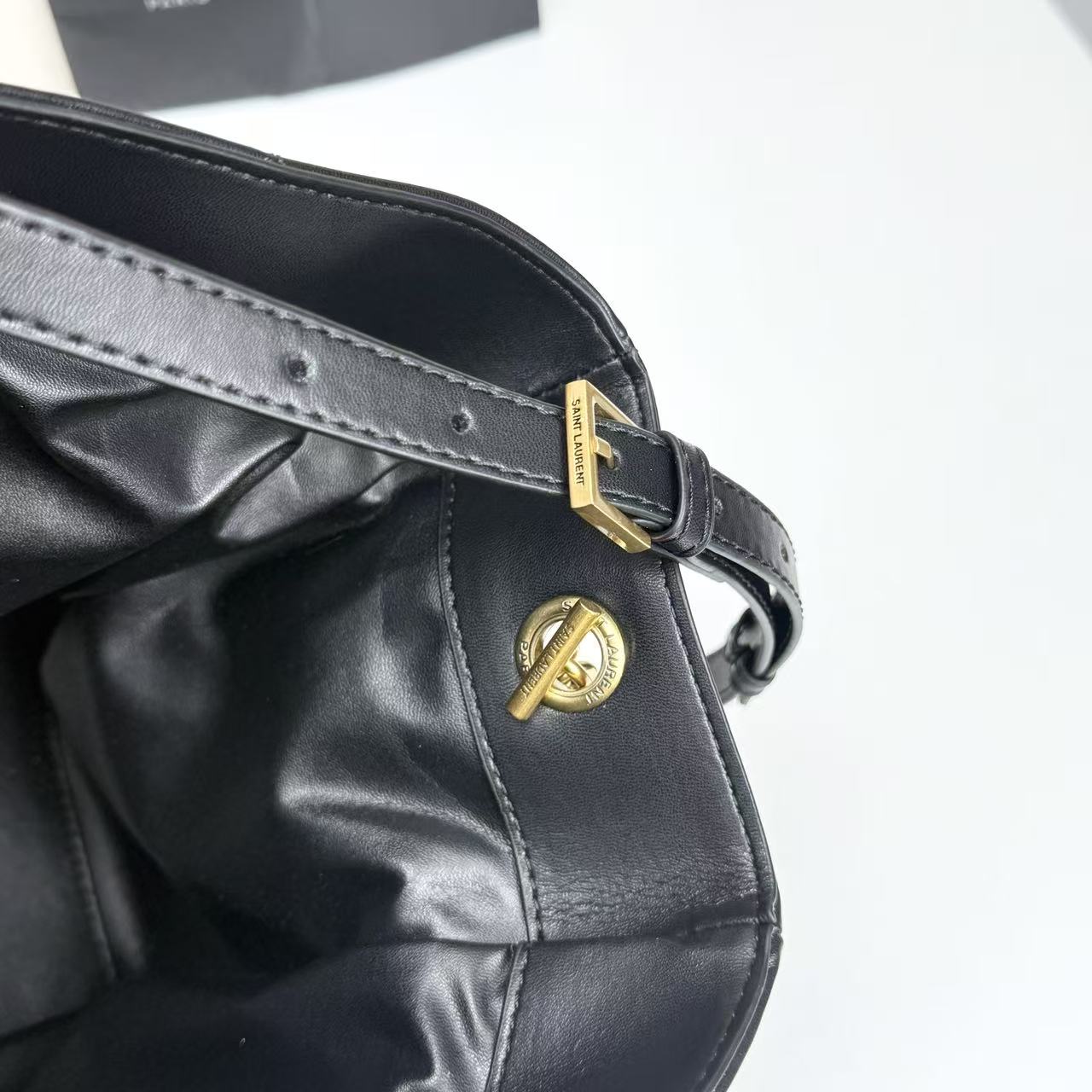 Y design women handbag