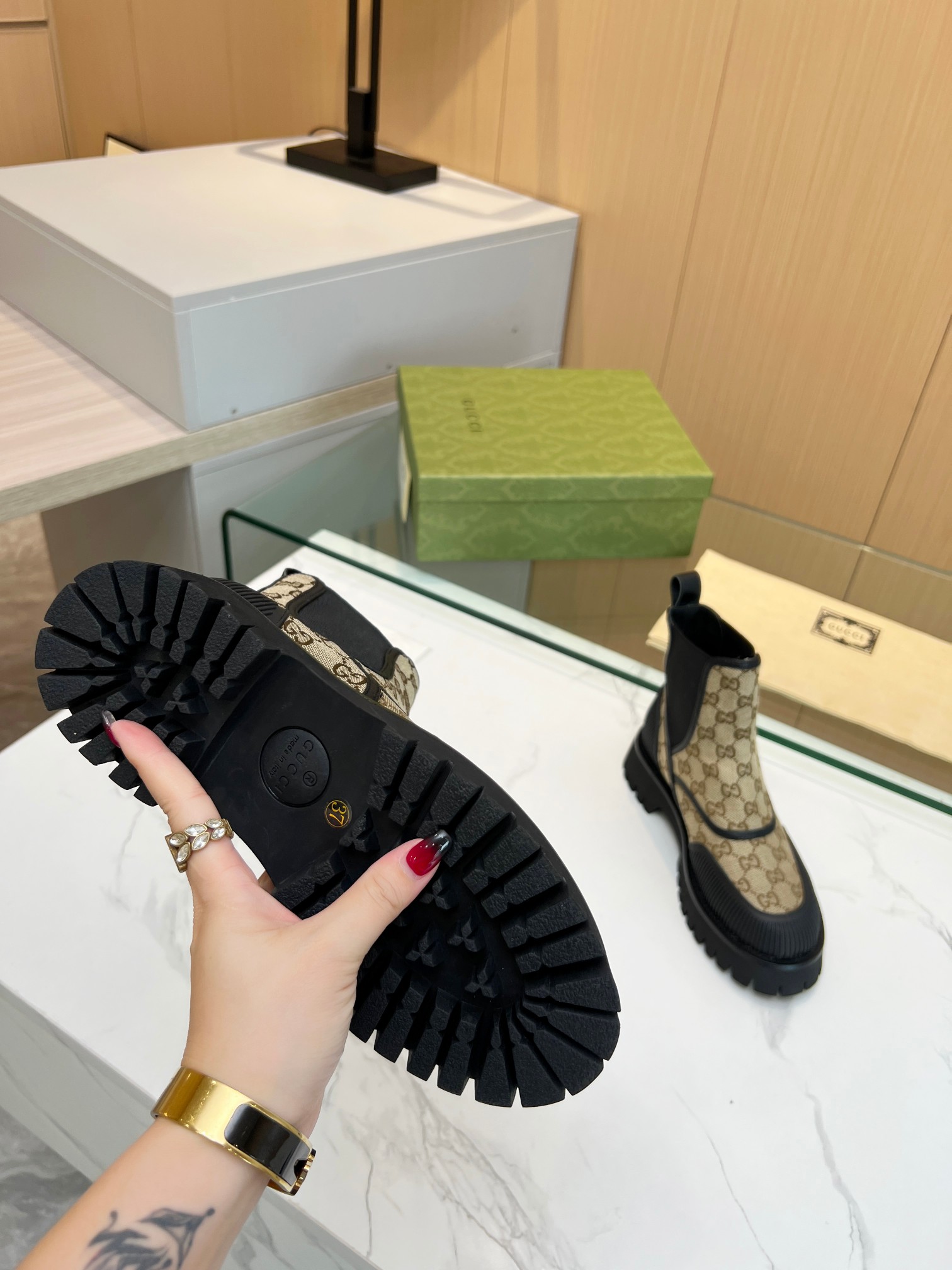 G design canvas retro bare boots and shoes