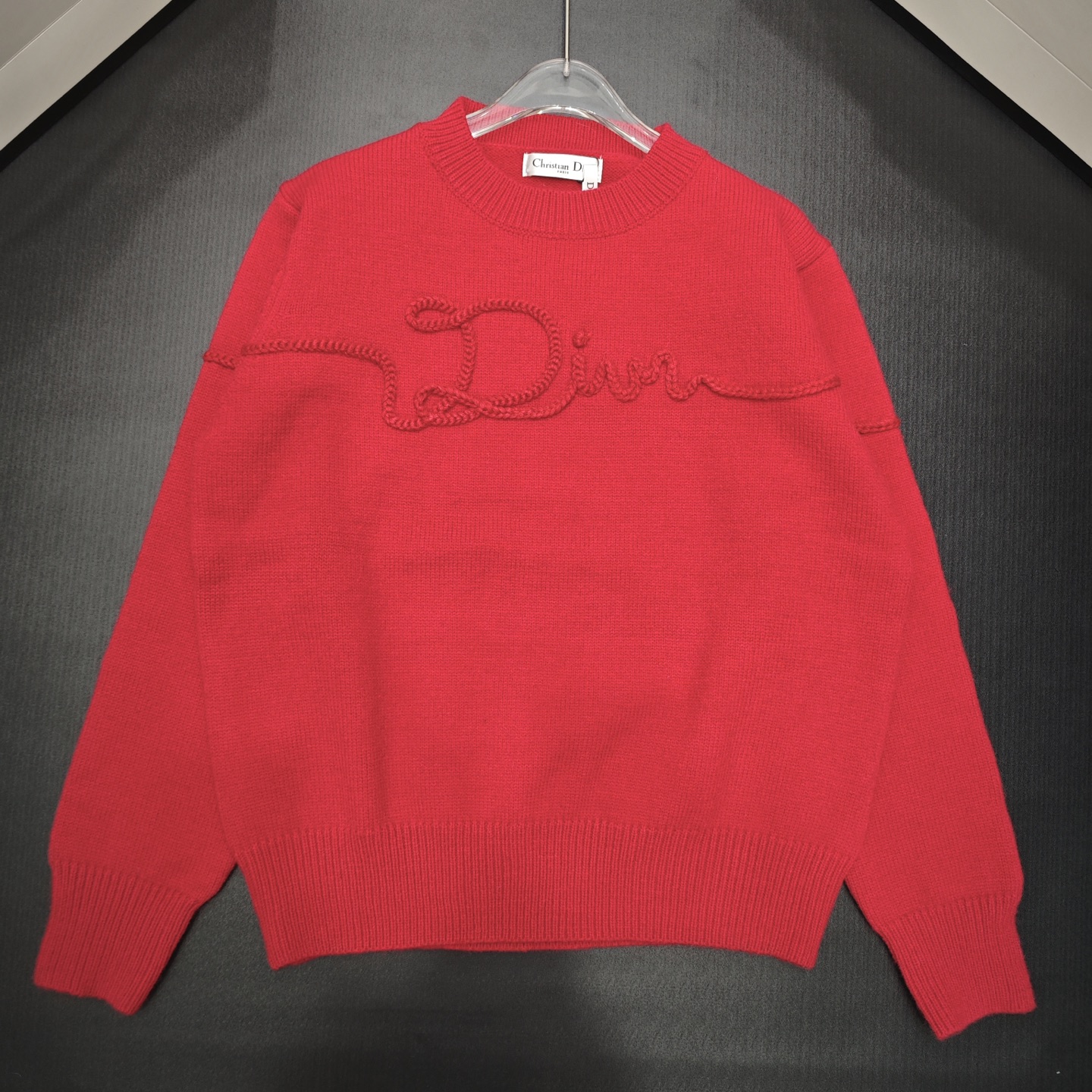 D Fashionable high-end women's round neck long sleeved wool sweater