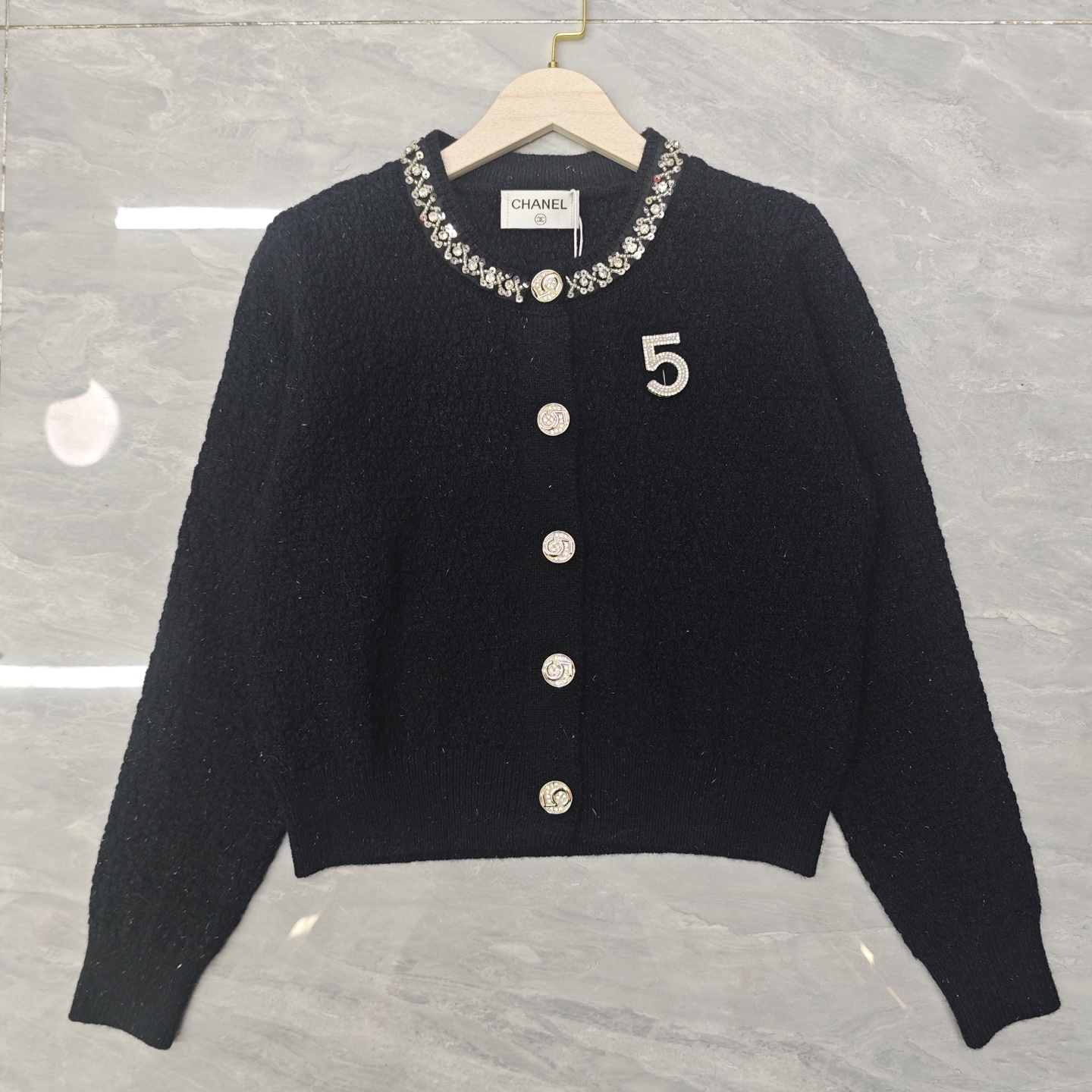 C fashion high-end women's nail bead round neck long sleeved wool cardigan