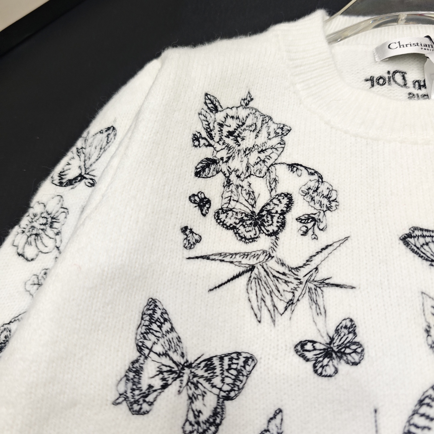 D fashion high-end women's printed round neck wool long sleeved shirt